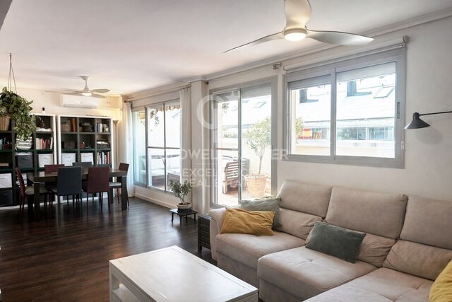 Wunderschönes renoviertes Doppelhaus-Penthouse in Serrería