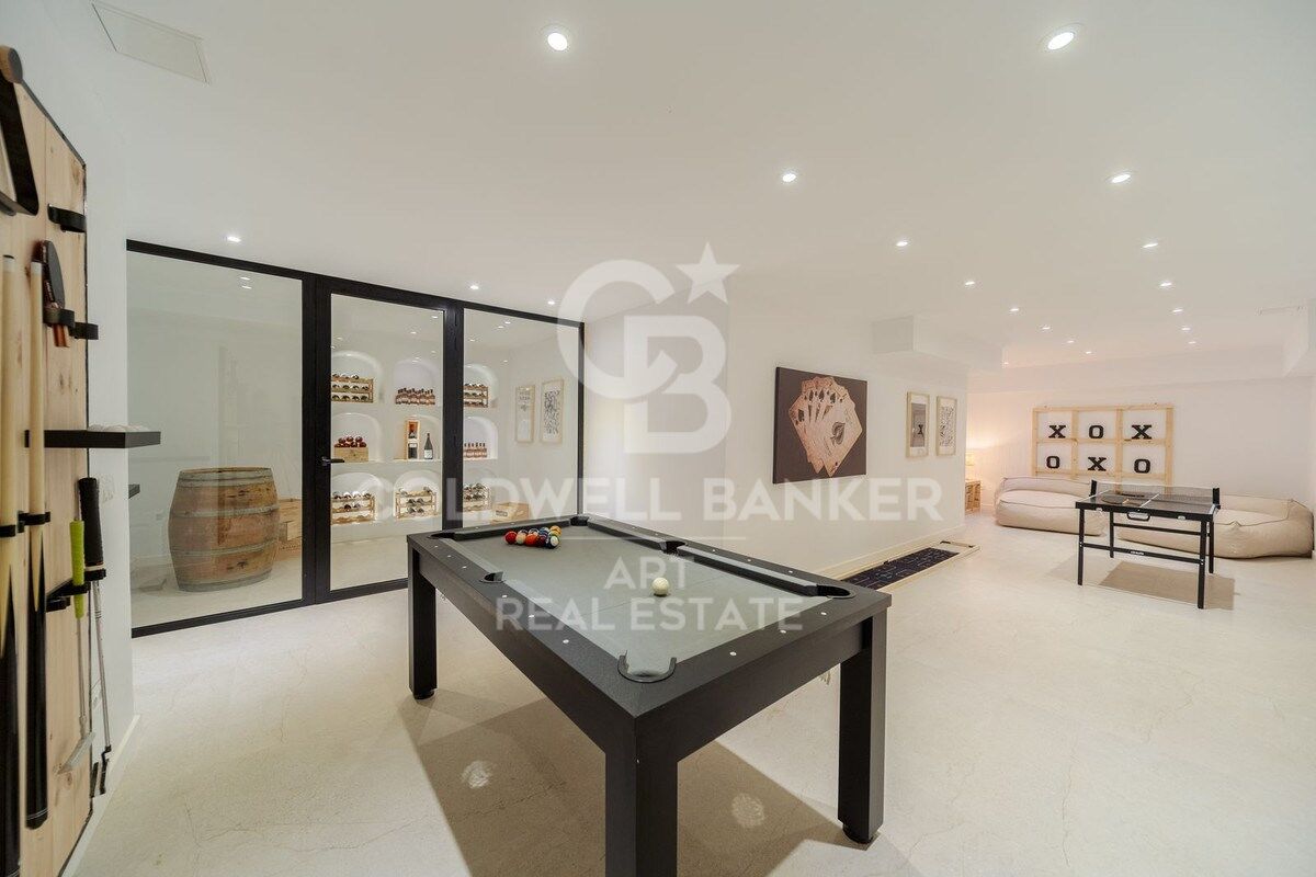 Magnifique villa avec des vues panoramiques incomparables sur la mer et les montagnes, à Benalmádena