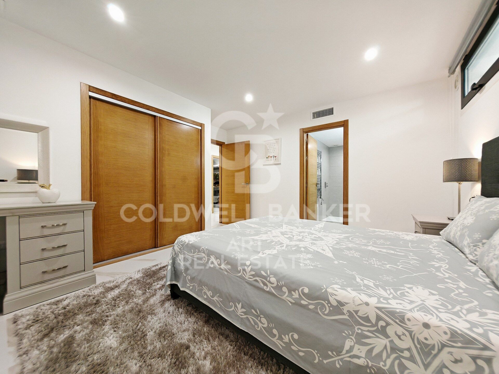 Villa de lujo en primera línea de golf en venta en La Cala Golf Resort, Costa de Mijas