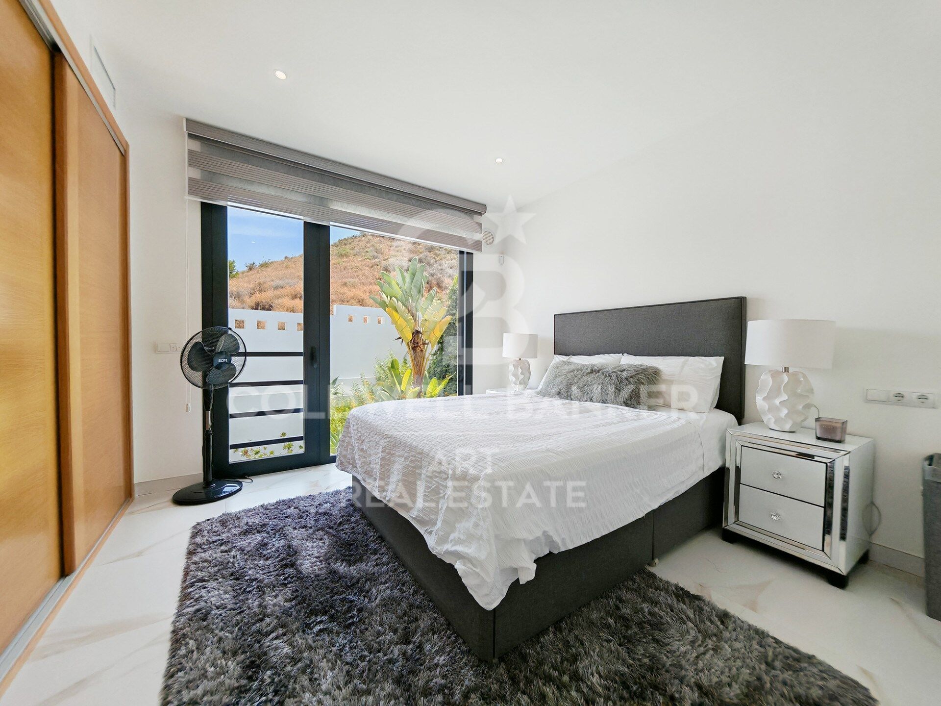 Villa de lujo en primera línea de golf en venta en La Cala Golf Resort, Costa de Mijas