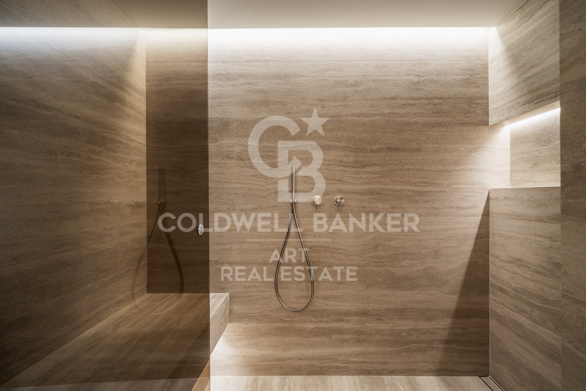 Spectacular fully renovated five-bedroom villa in Nueva Andalucía, Marbella