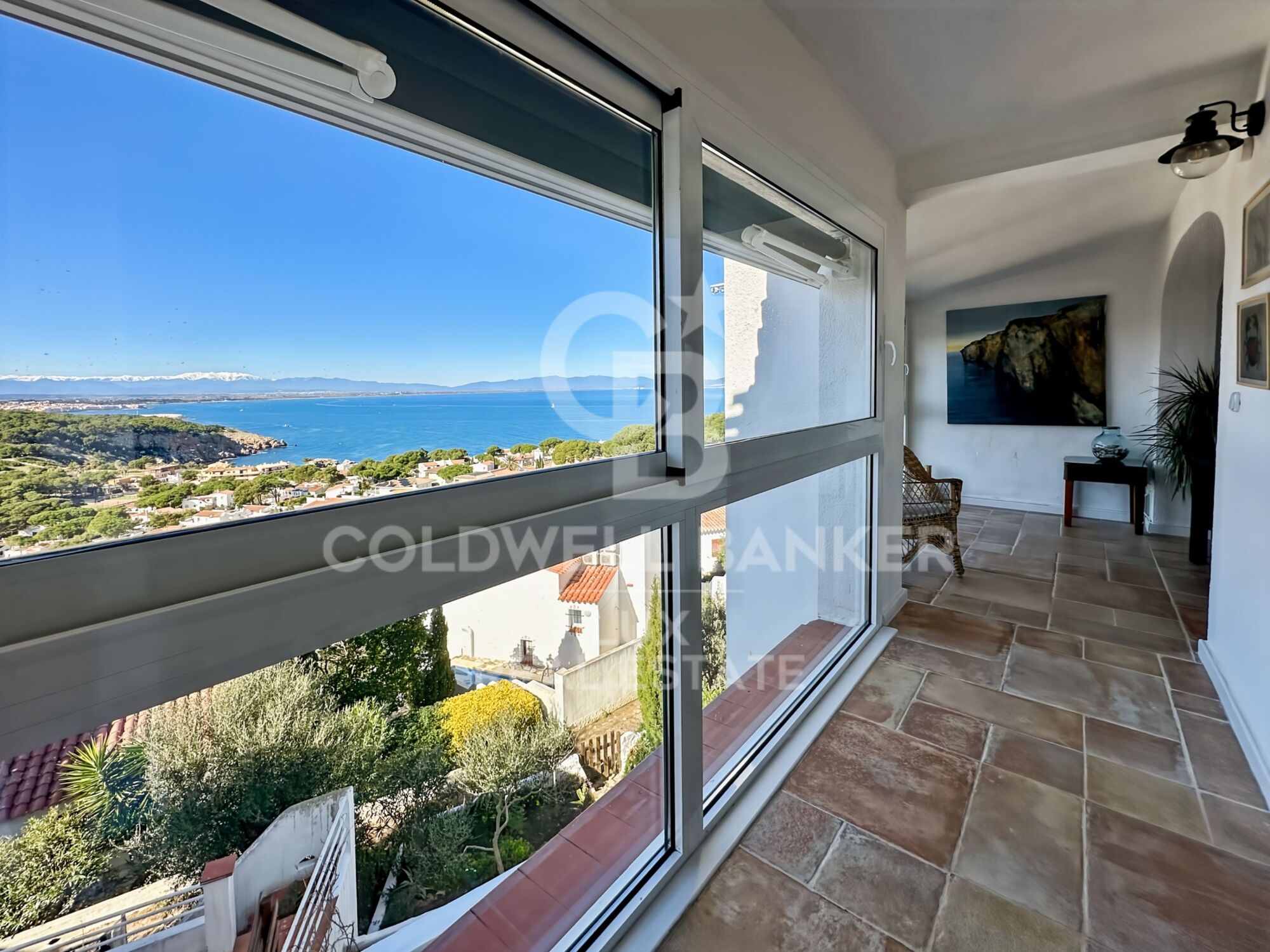 Casa con licencia turística en Montgó, vistas al mar y piscina privada