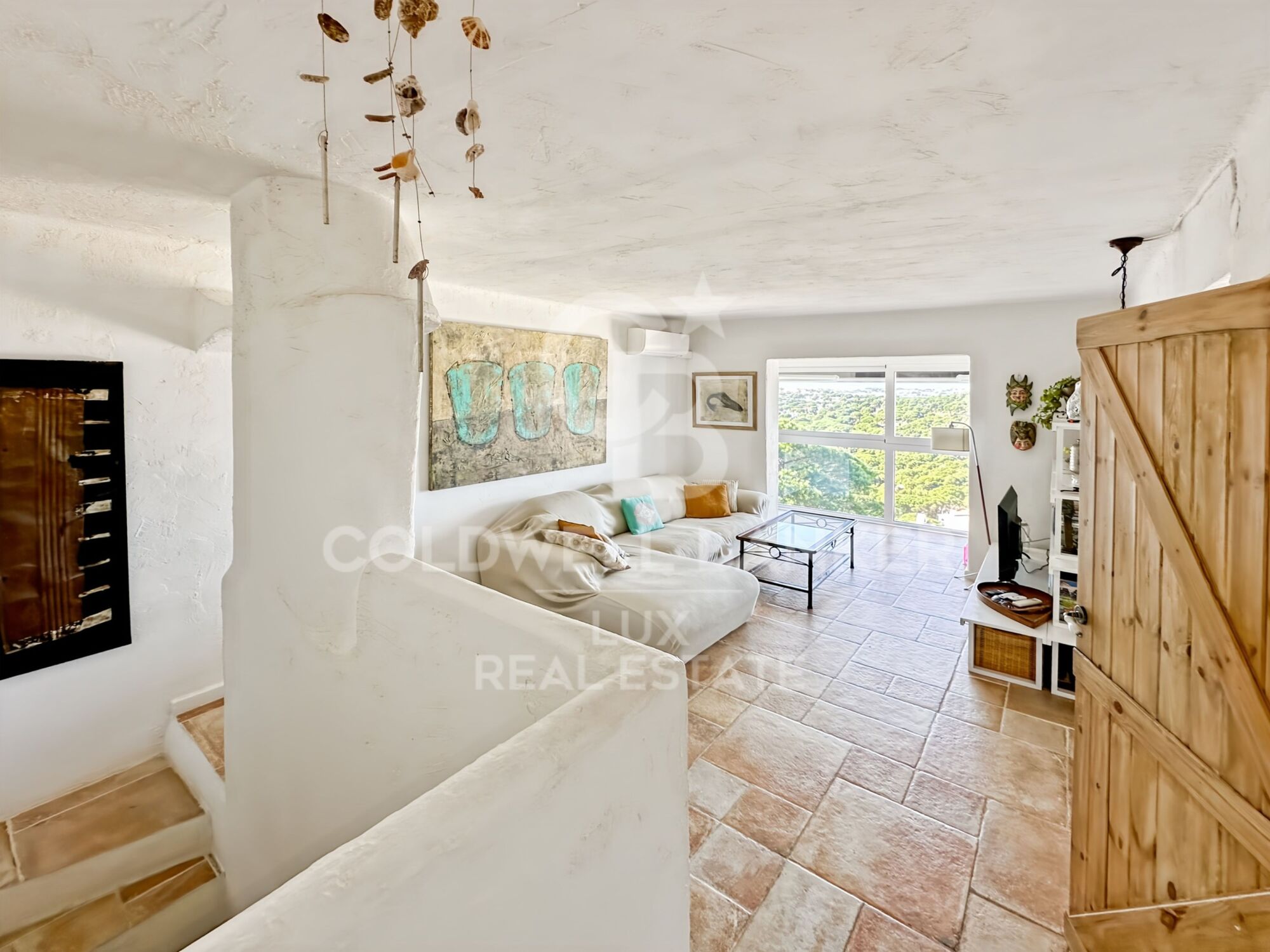 Casa con licencia turística en Montgó, vistas al mar y piscina privada