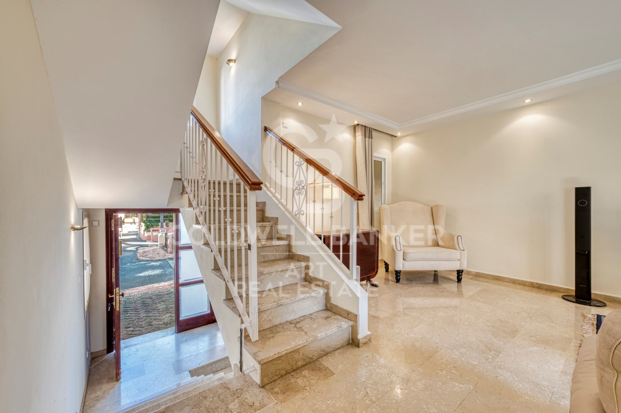 Maison de ville exclusive avec vue sur la mer et la montagne à Marbella