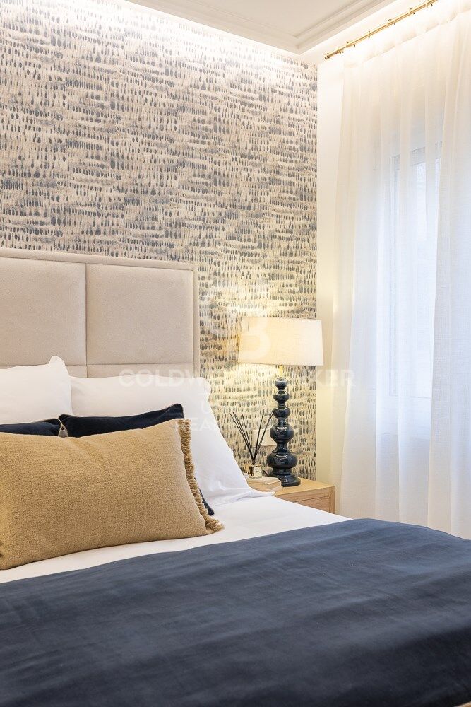 Piso reformado de 3 habitaciones en Recoletos, Madrid