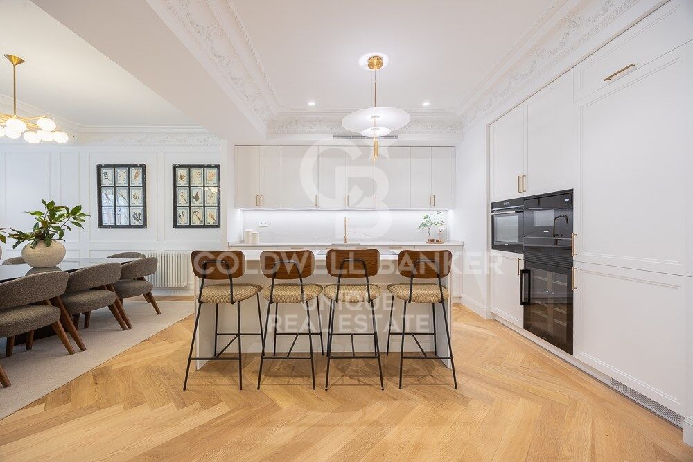 Apartment for sale in Castellana, Madrid