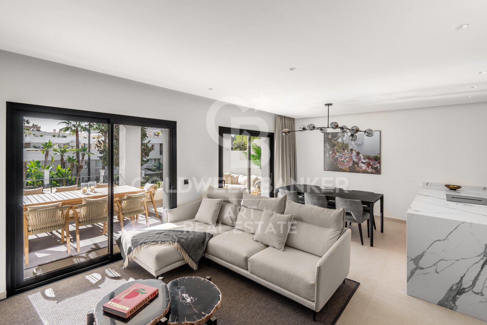 Elegante dúplex con solárium en Aloha Gardens, Marbella