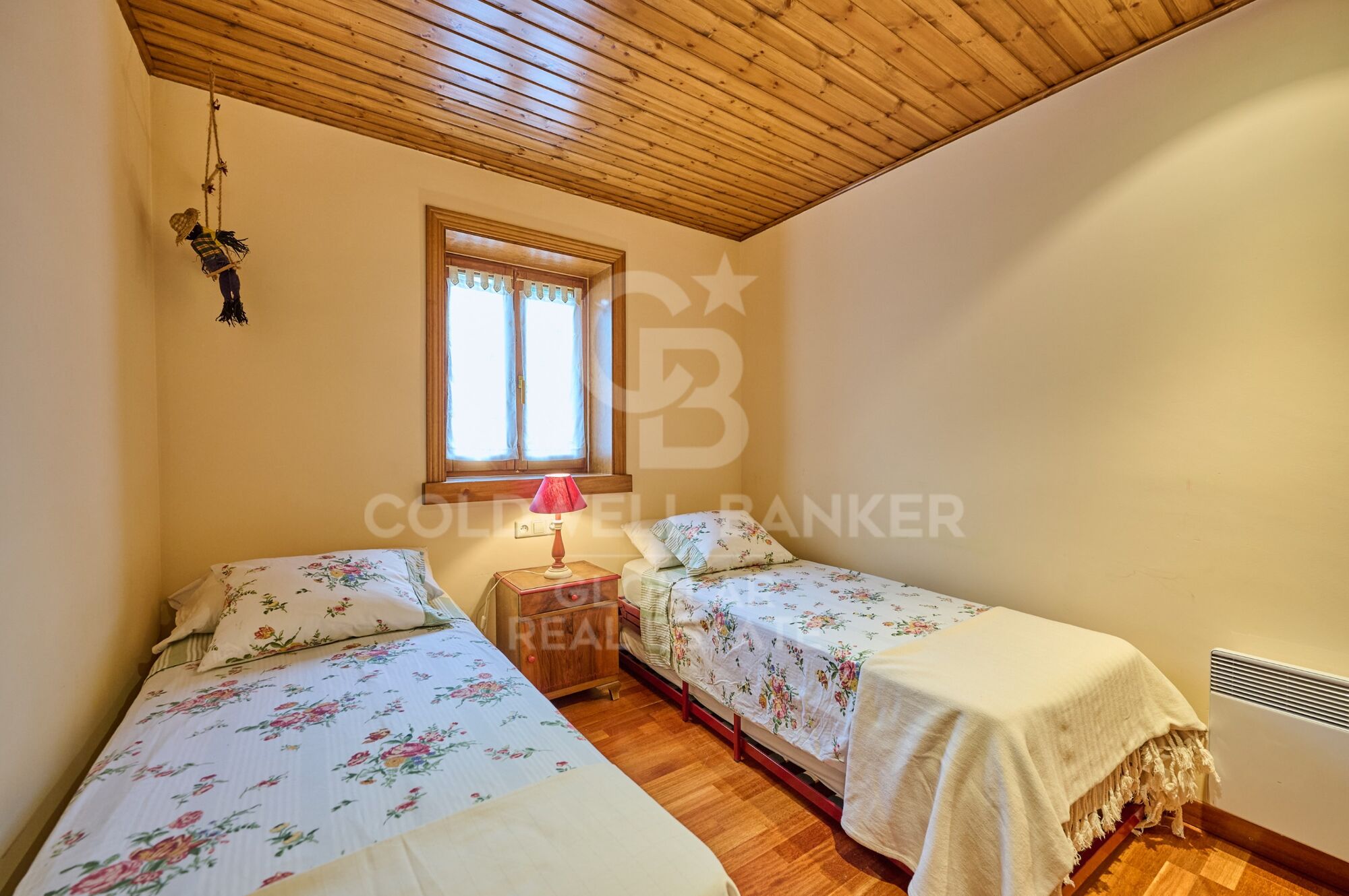 Apartment 2 Bedrooms Rent Osséja