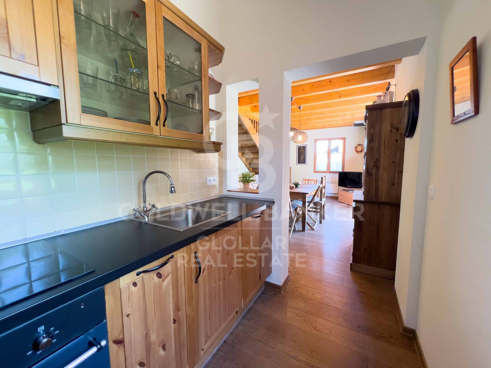 Maison 4 Pièces Location Err