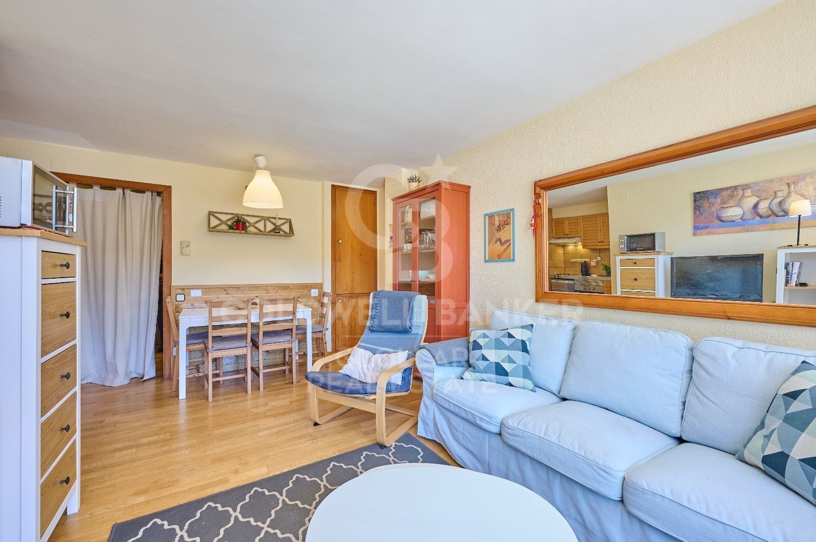 Apartment 1 Bedroom Sale Alp