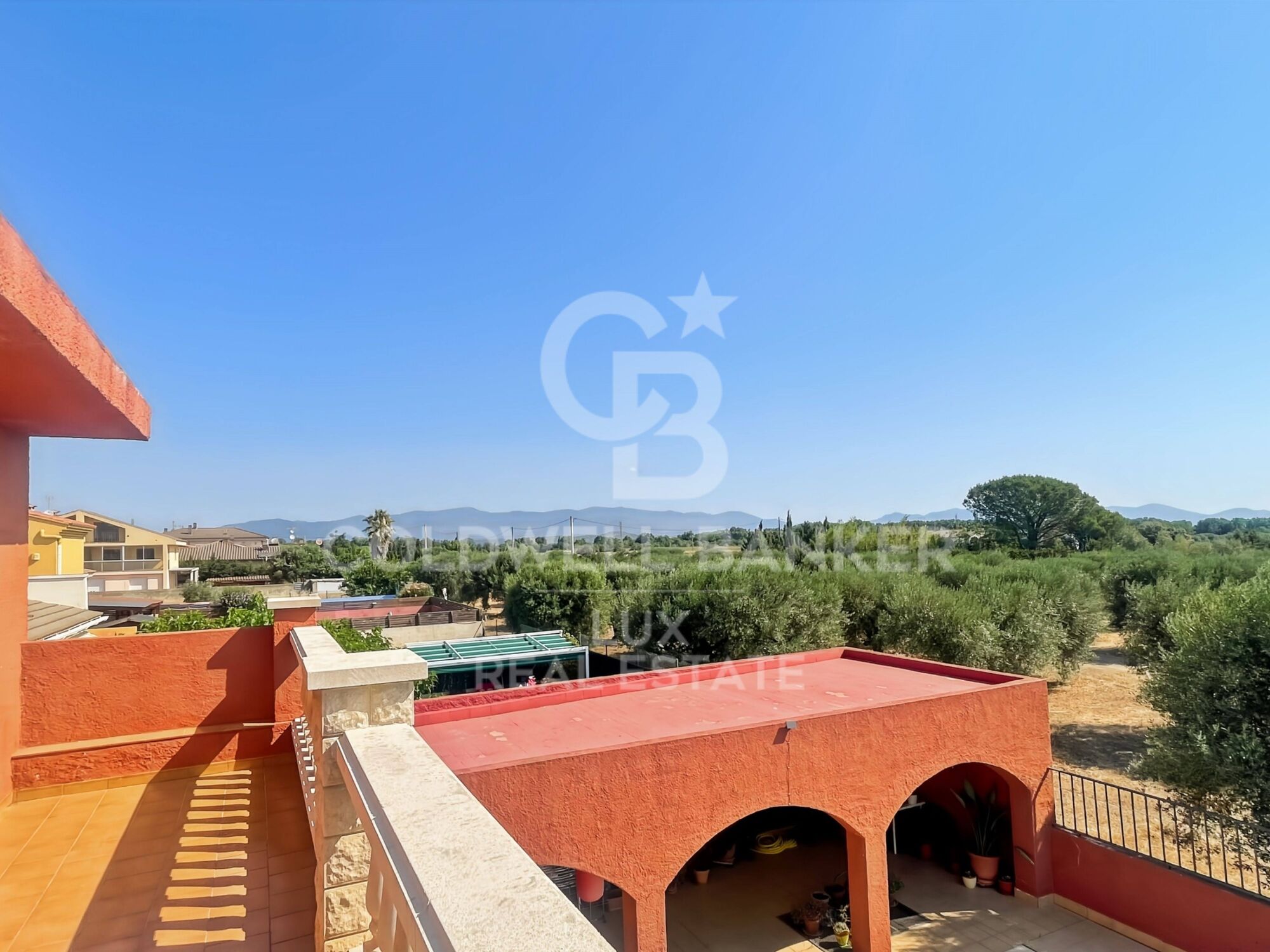 Casa en Llers con piscina y garaje