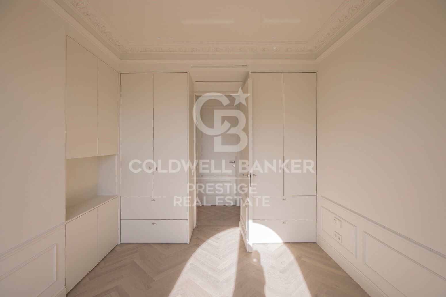 Ático Dúplex de lujo con terrazas privadas y vistas infinitas