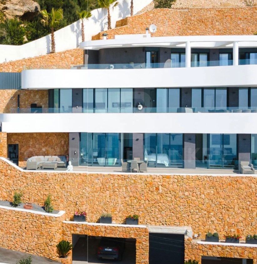 Gran Desgin Spacious luxury villa with incredible panoramic views in Jávea