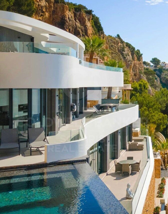 Gran Desgin Spacieuse villa de luxe avec une vue panoramique incroyable à Jávea