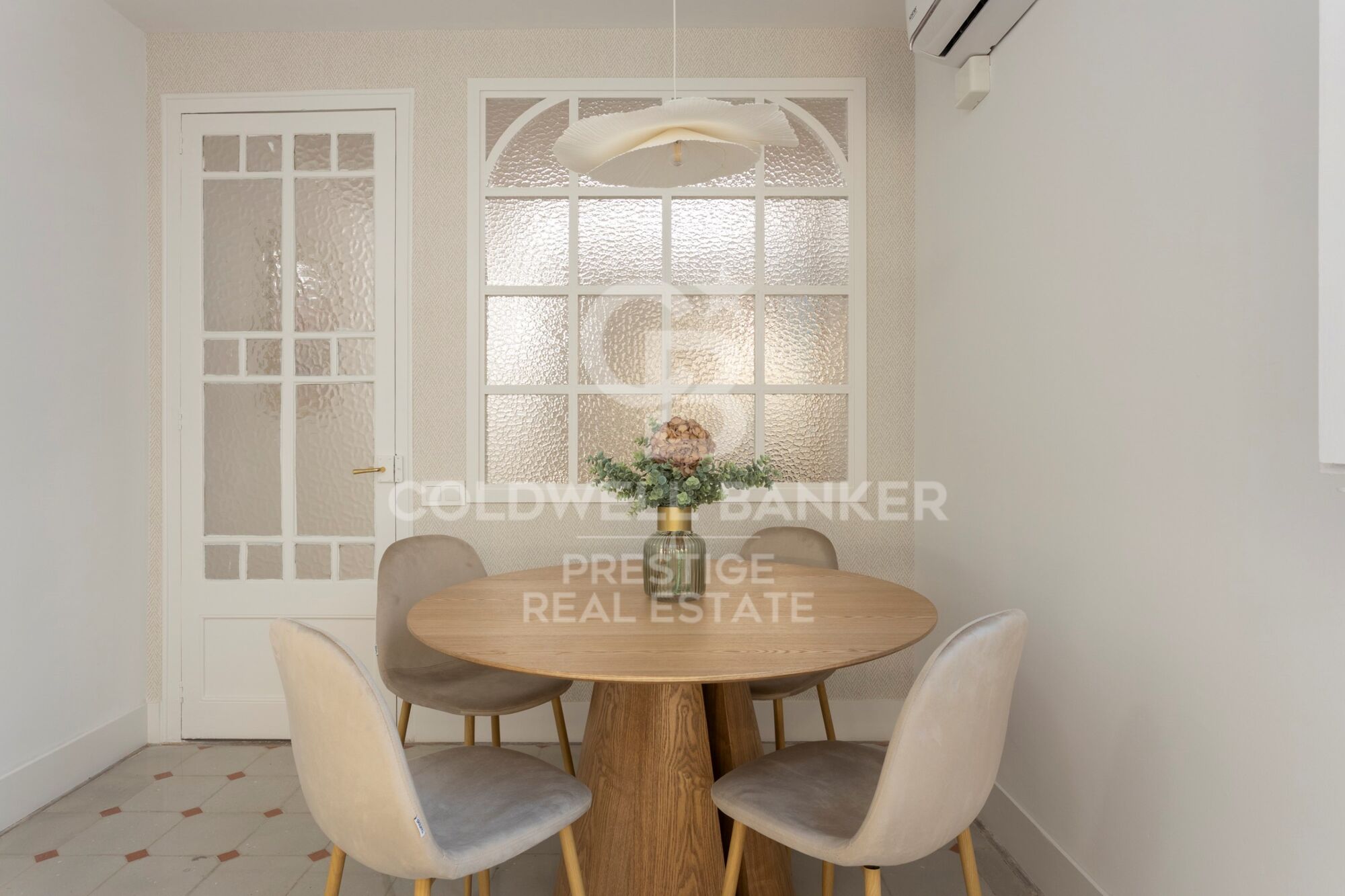 Appartement dans un immeuble moderniste de l'Antiga Esquerra de l'Eixample, Barcelona