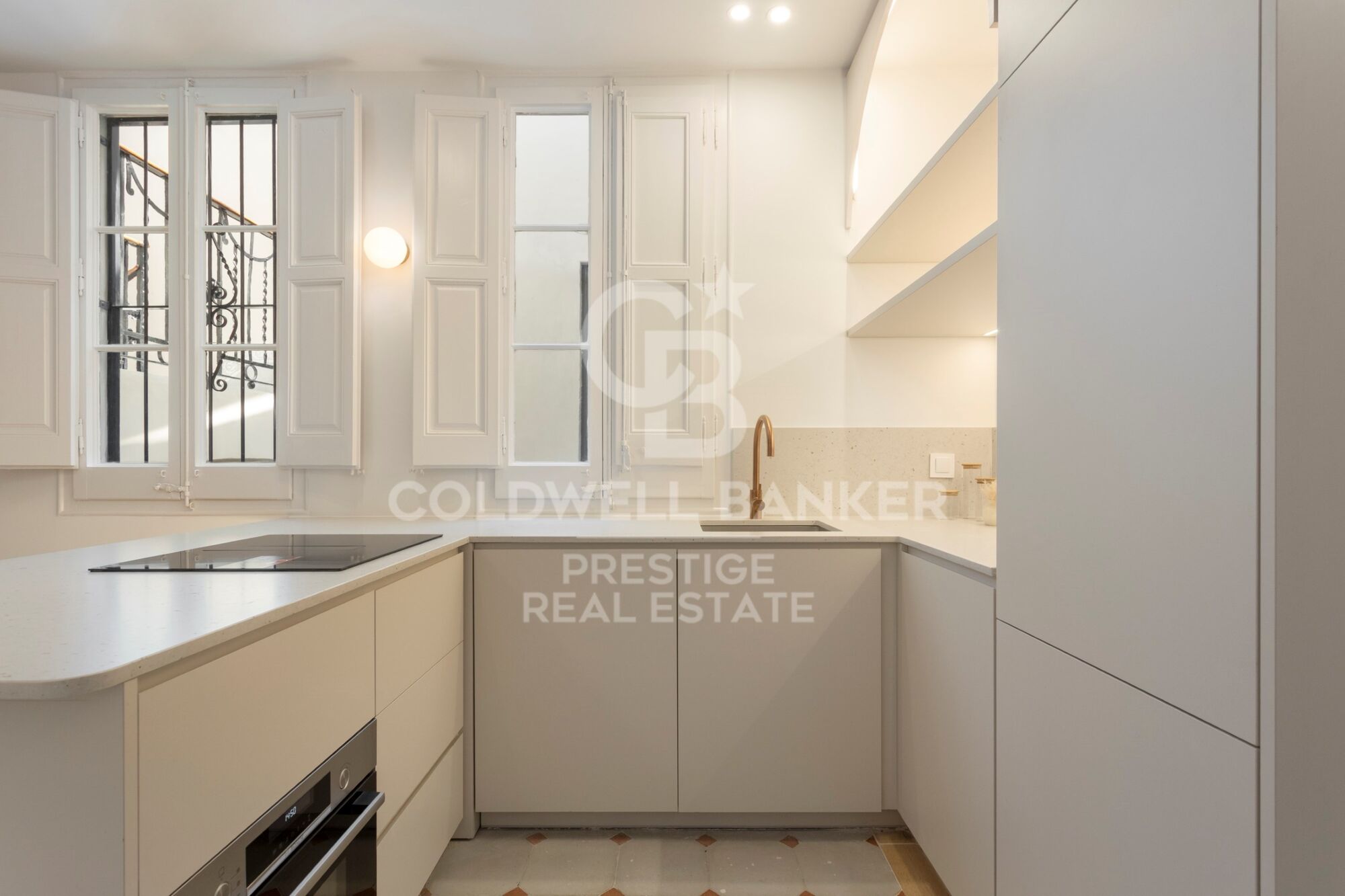 Appartement dans un immeuble moderniste de l'Antiga Esquerra de l'Eixample, Barcelona