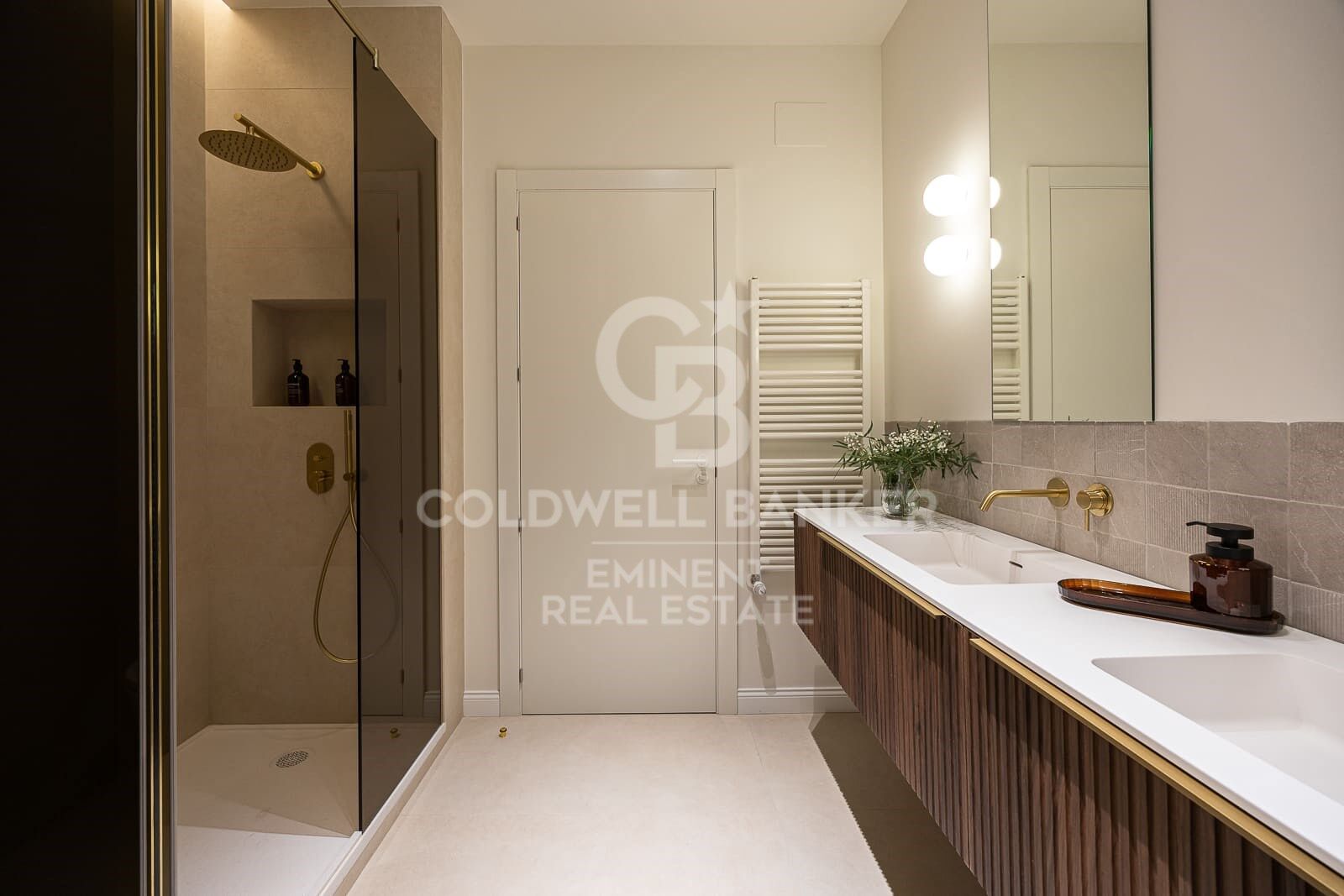 Exklusive Renovierte Wohnung im Quadrat d'Or des Eixample