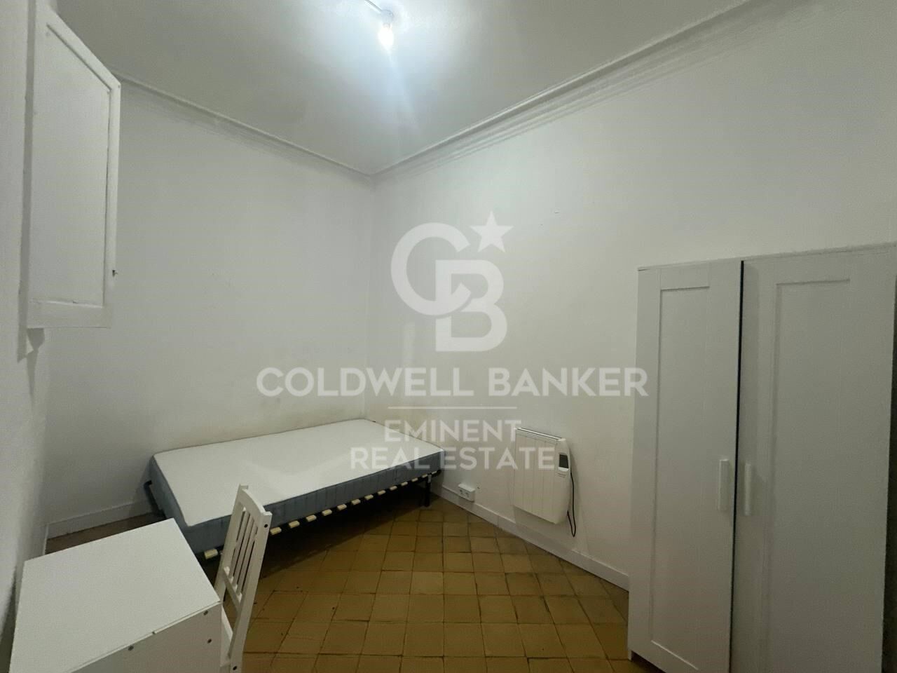 Geräumige renovierungsbedürftige Wohnung zum Verkauf in Ciutat Vella - 154 m² mit großem Potenzial