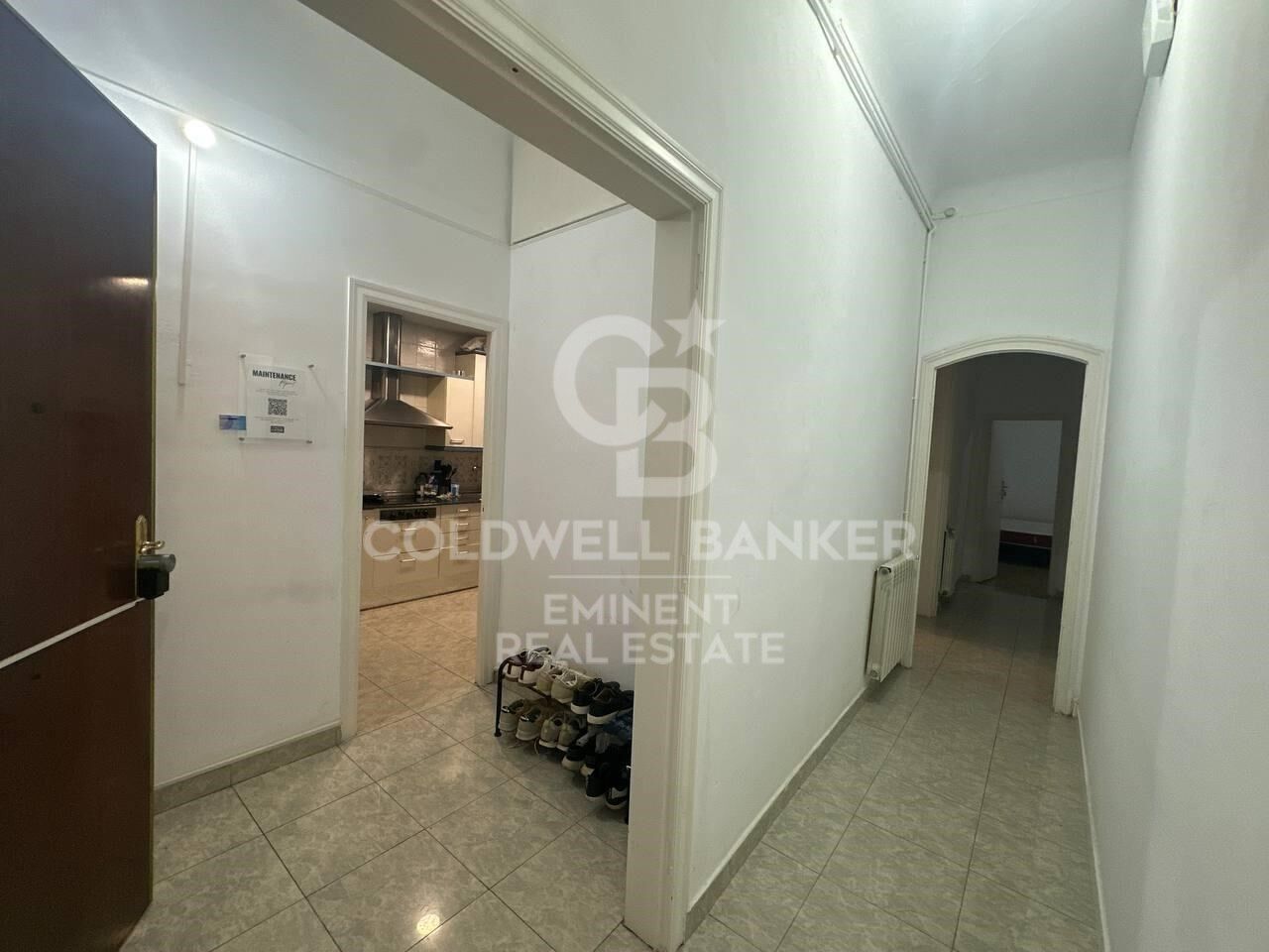 Geräumige renovierungsbedürftige Wohnung zum Verkauf in Ciutat Vella - 154 m² mit großem Potenzial