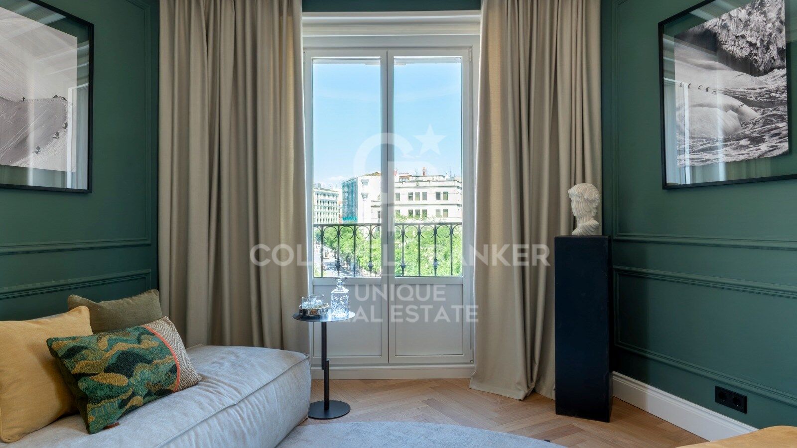Piso exterior de 3 dormitorios con 11 balcones en Goya, Madrid