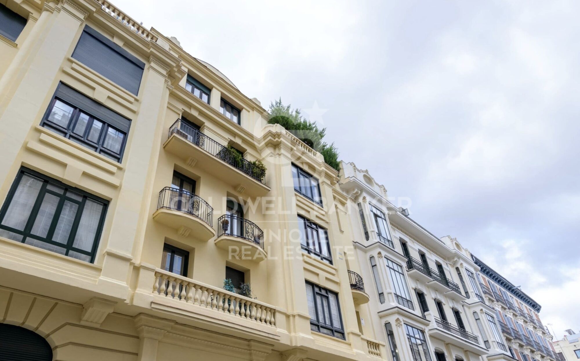 Renovierte 3-Zimmer-Wohnung in Almagro, Madrid