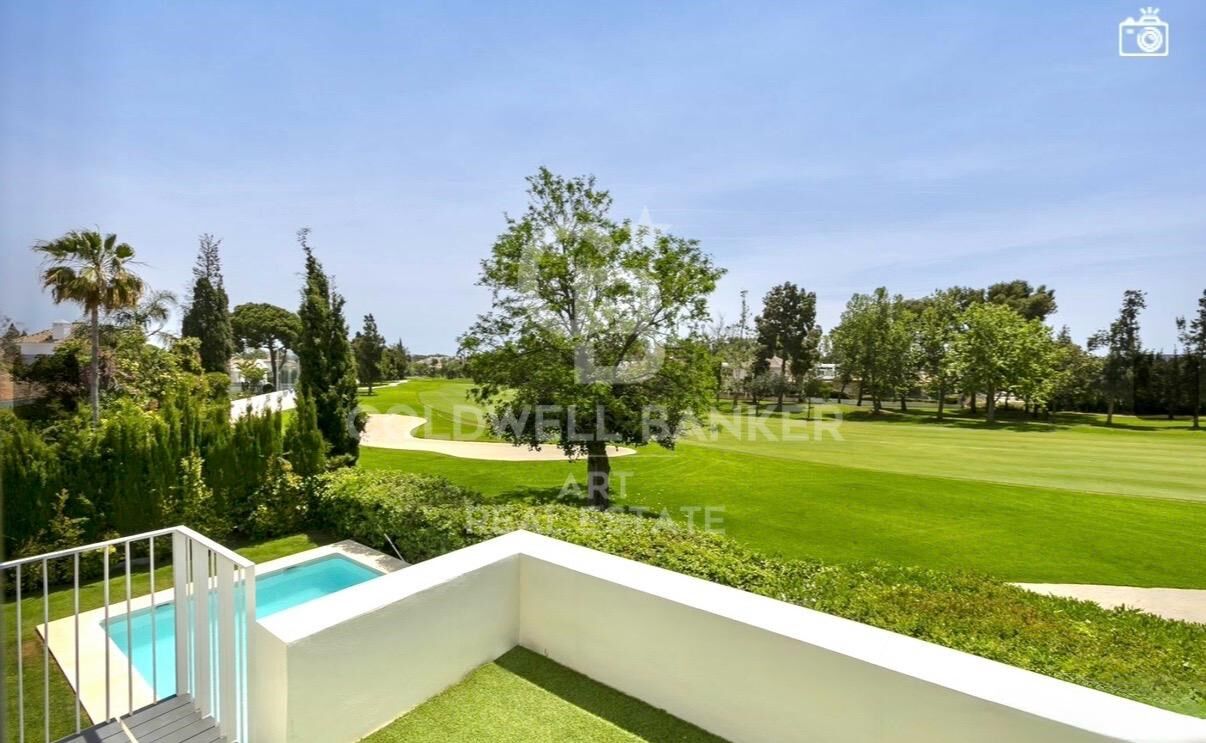 Élégant chalet mitoyen de plain-pied en première ligne de golf - Guadalmina