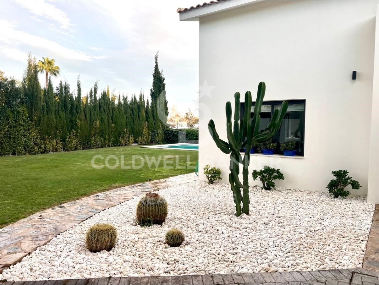 Élégant chalet mitoyen de plain-pied en première ligne de golf - Guadalmina