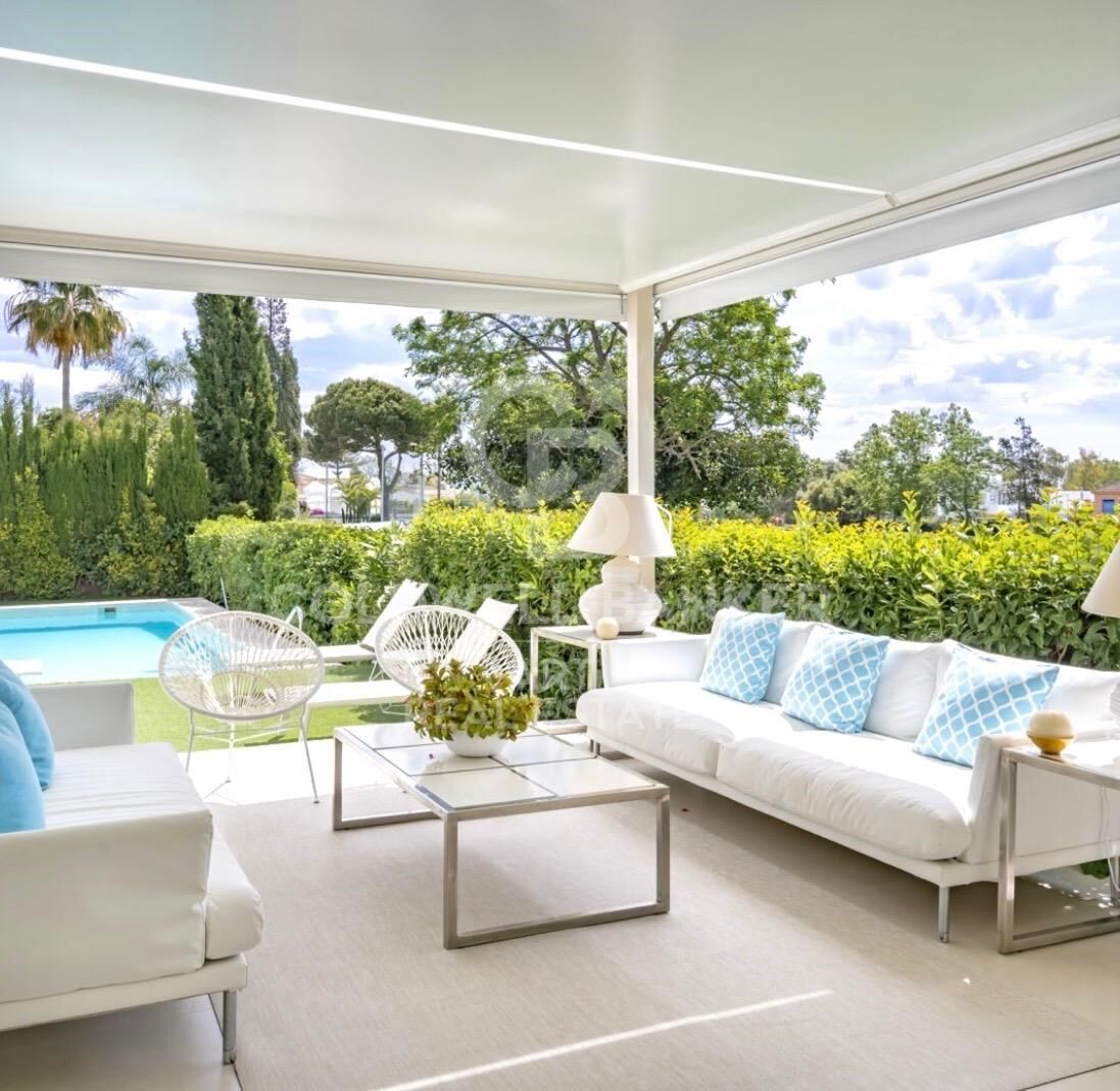 Élégant chalet mitoyen de plain-pied en première ligne de golf - Guadalmina