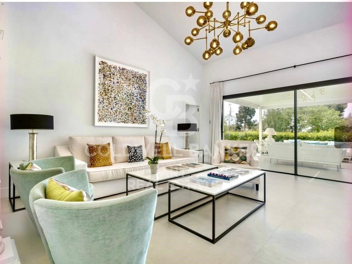 Élégant chalet mitoyen de plain-pied en première ligne de golf - Guadalmina