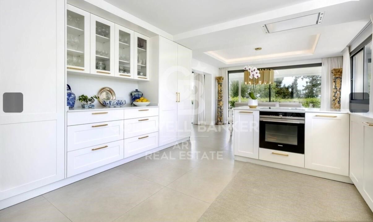 Élégant chalet mitoyen de plain-pied en première ligne de golf - Guadalmina