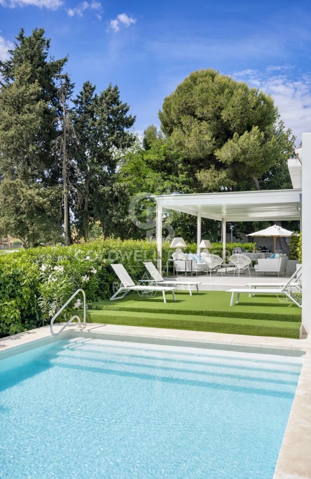 Élégant chalet mitoyen de plain-pied en première ligne de golf - Guadalmina