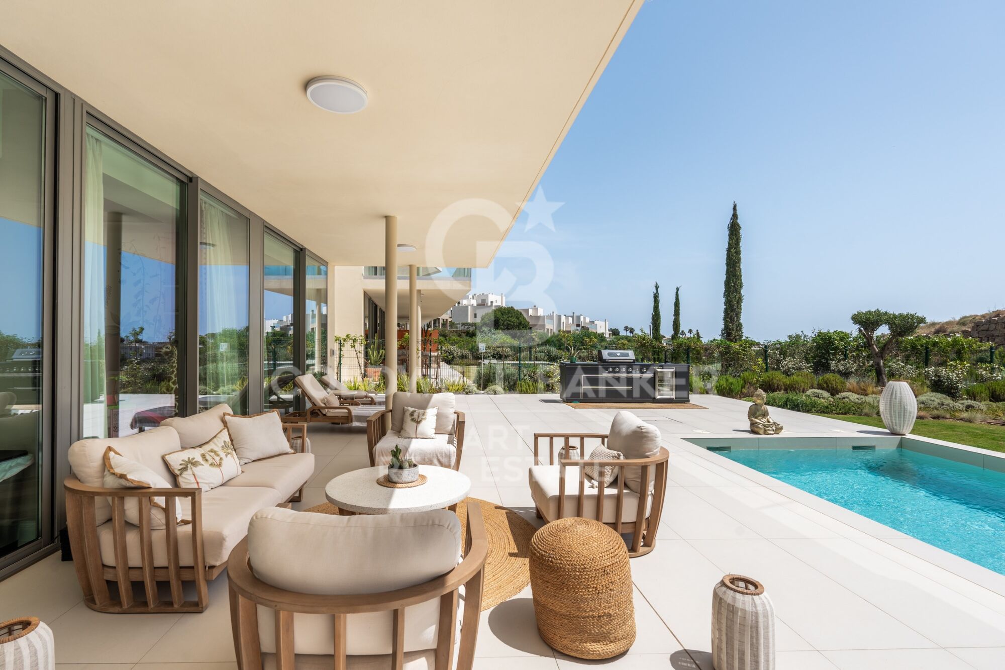 Neue Luxuswohnung mit Meer- und Bergblick in La Reserva del Higuerón