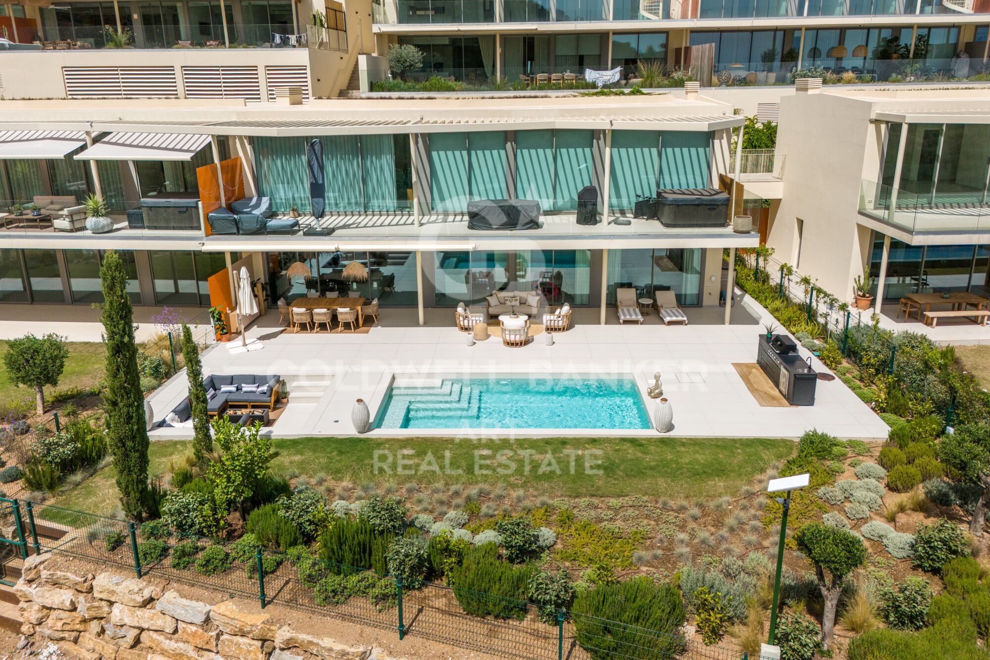 Neue Luxuswohnung mit Meer- und Bergblick in La Reserva del Higuerón