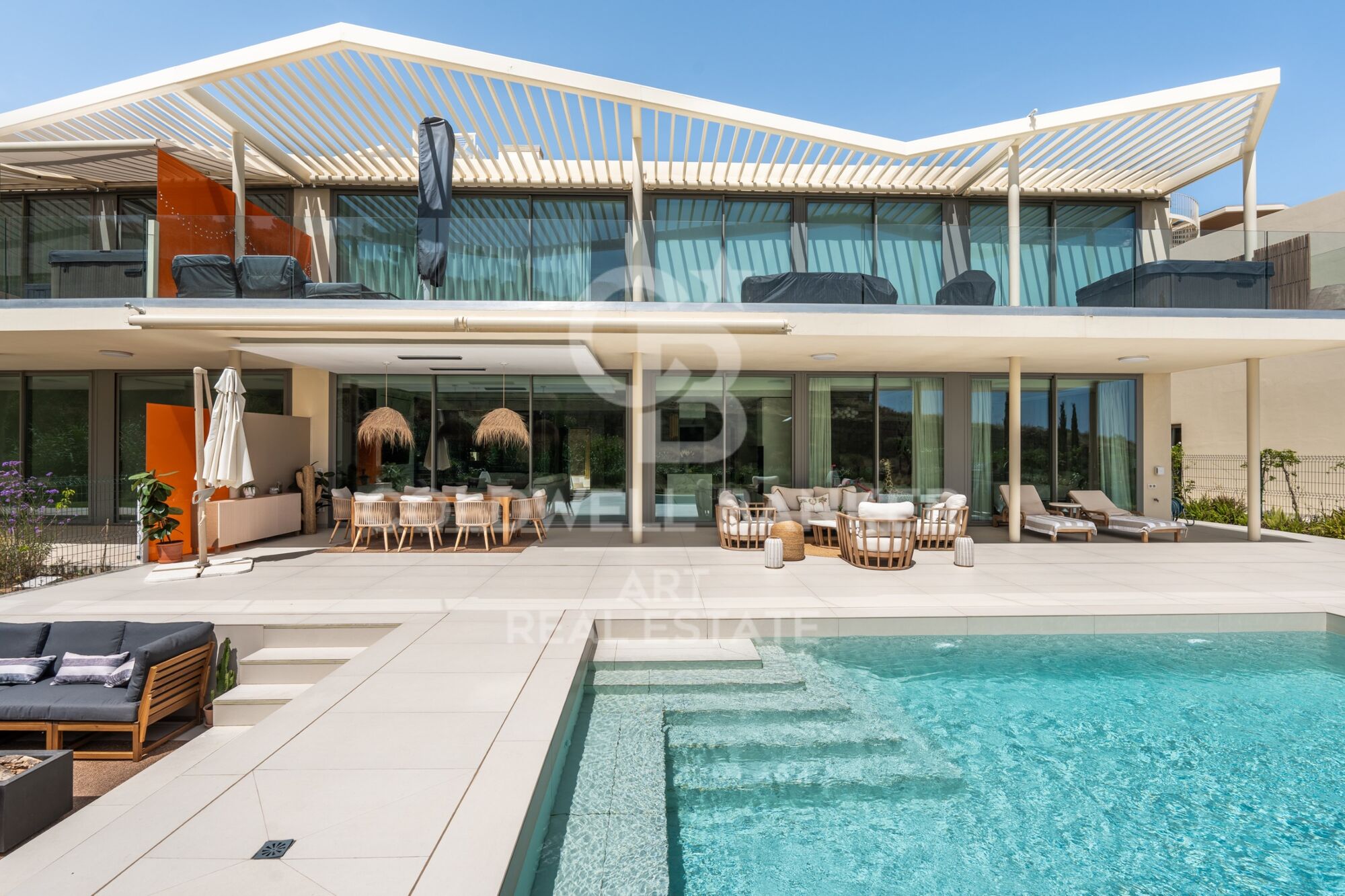 Neue Luxuswohnung mit Meer- und Bergblick in La Reserva del Higuerón