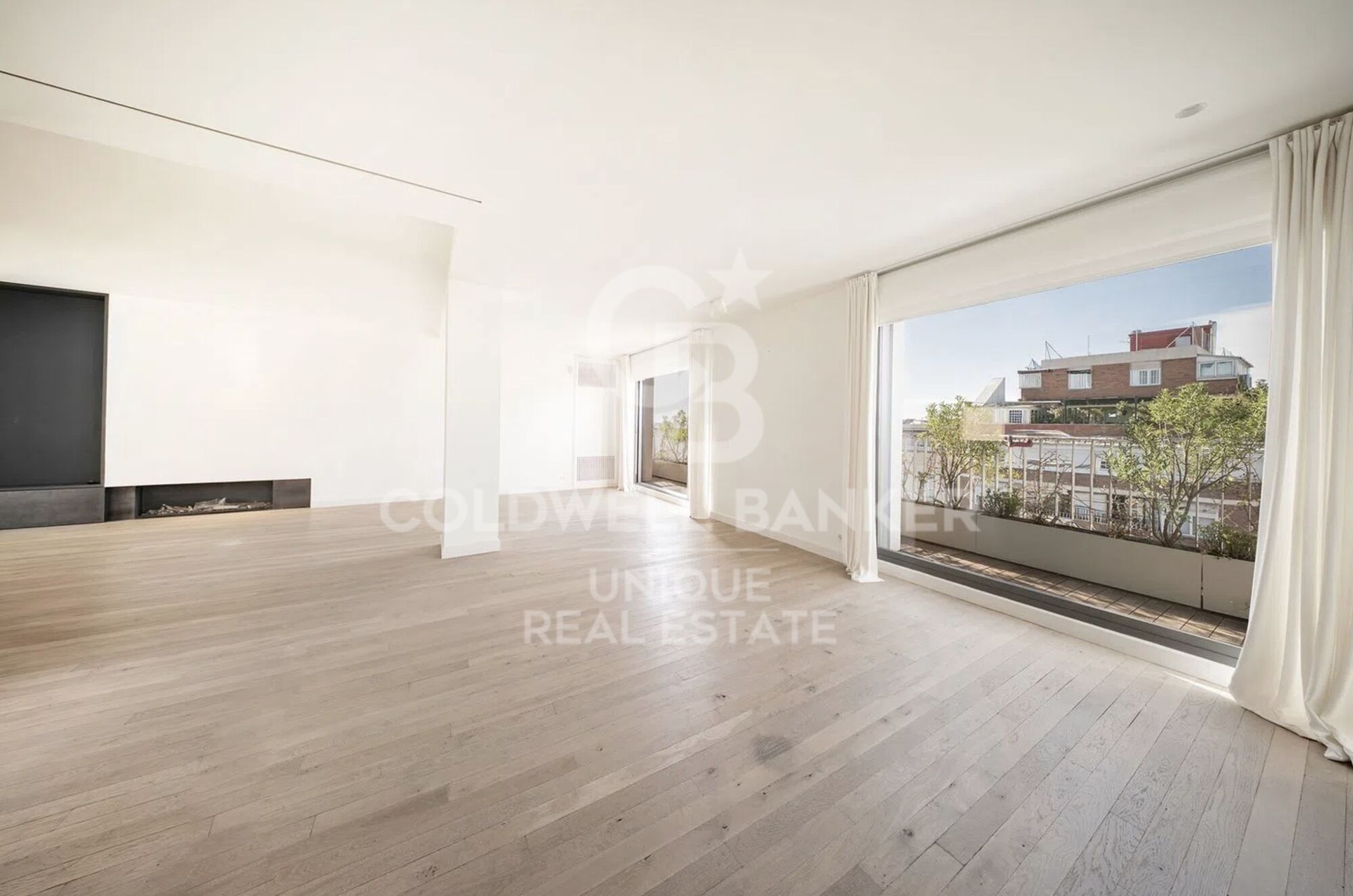 Penthouse rénové avec 4 chambres, terrasse et garage à Lista, Madrid
