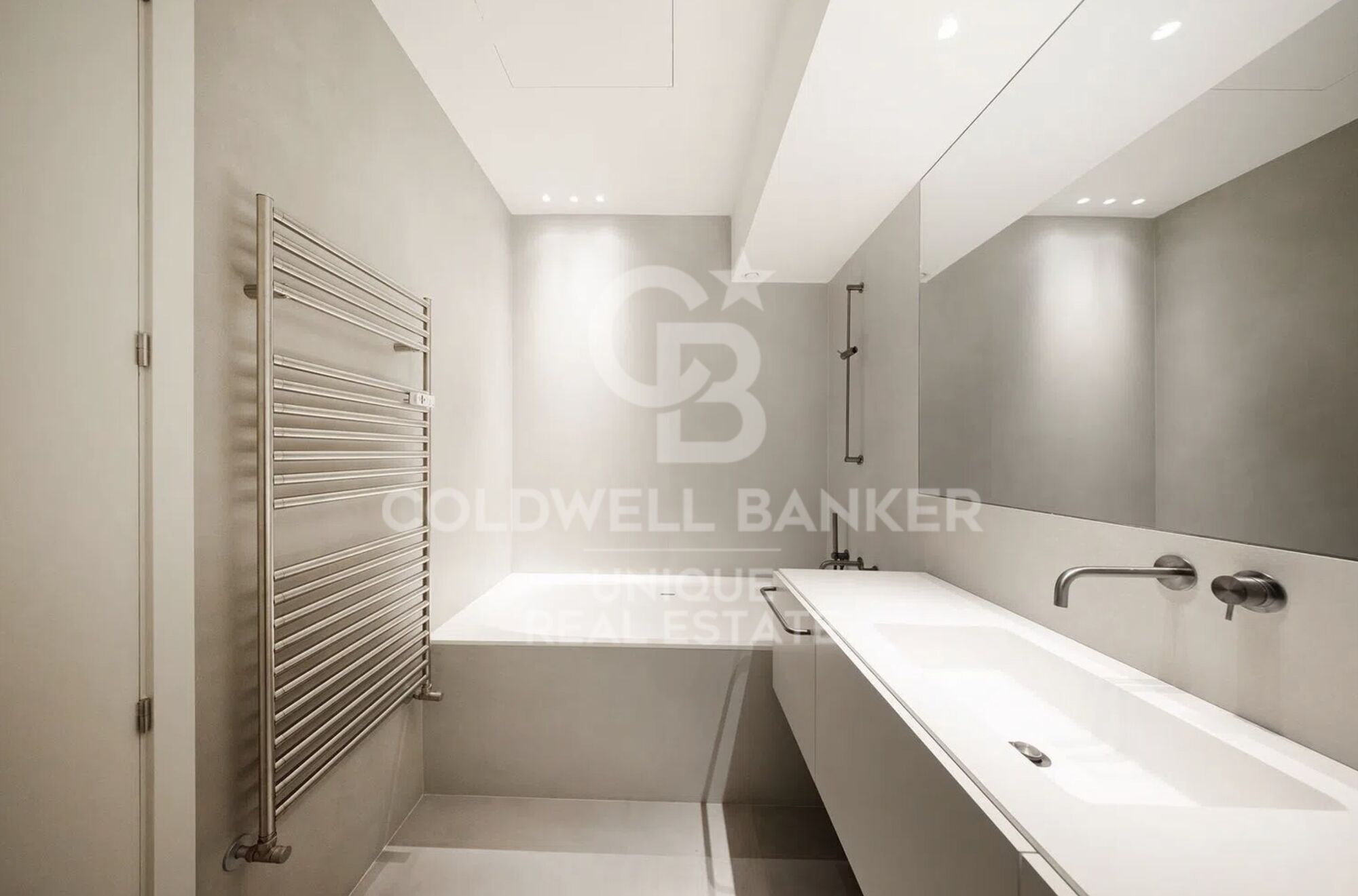 Penthouse rénové avec 4 chambres, terrasse et garage à Lista, Madrid
