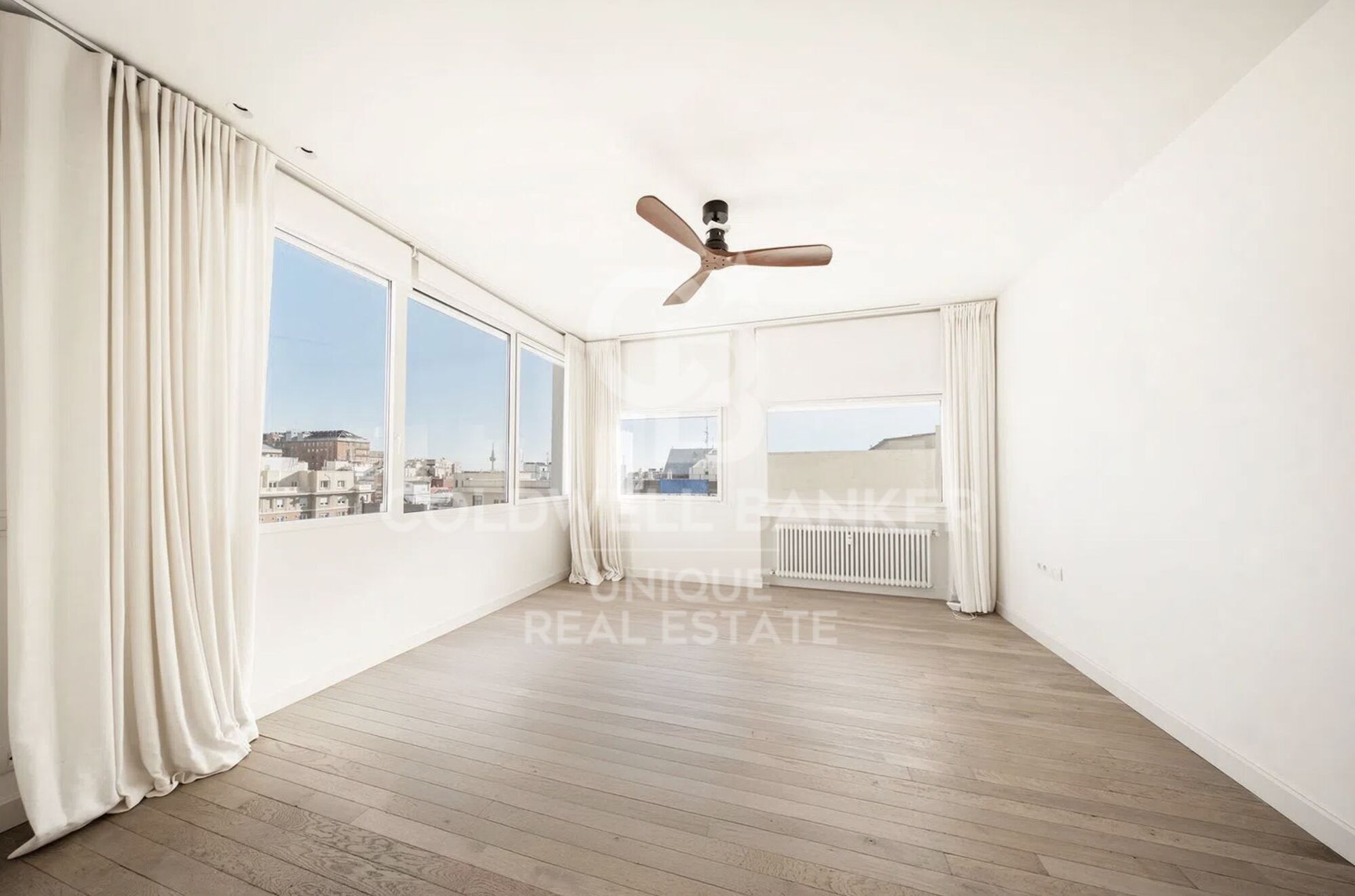 Renoviertes Penthouse mit 4 Schlafzimmern, Terrasse und Garage in Lista, Madrid