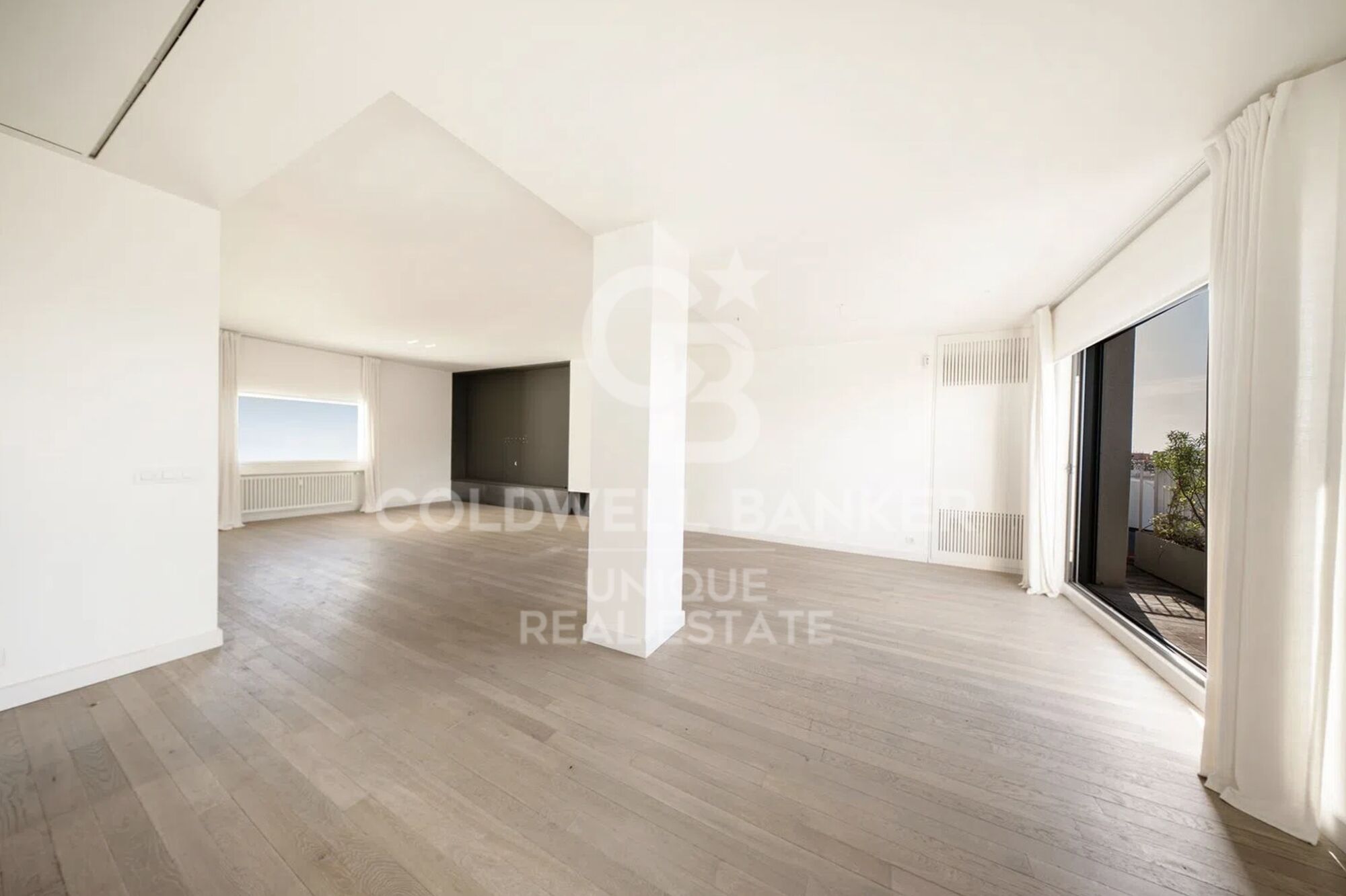 Penthouse rénové avec 4 chambres, terrasse et garage à Lista, Madrid