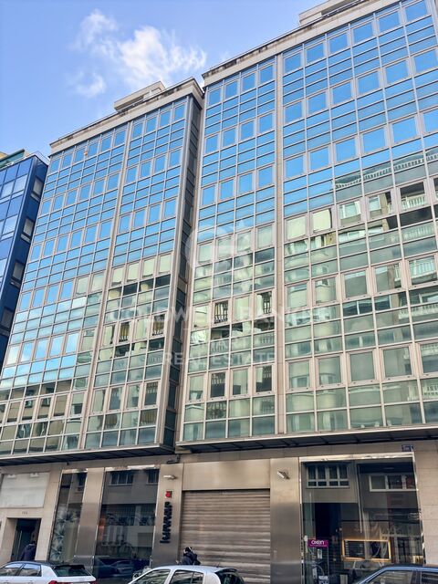 Flat 3 Bedrooms Sale A Coruña