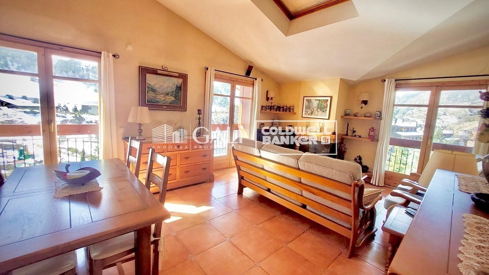 Ático 4 habitaciones Alquiler Canillo