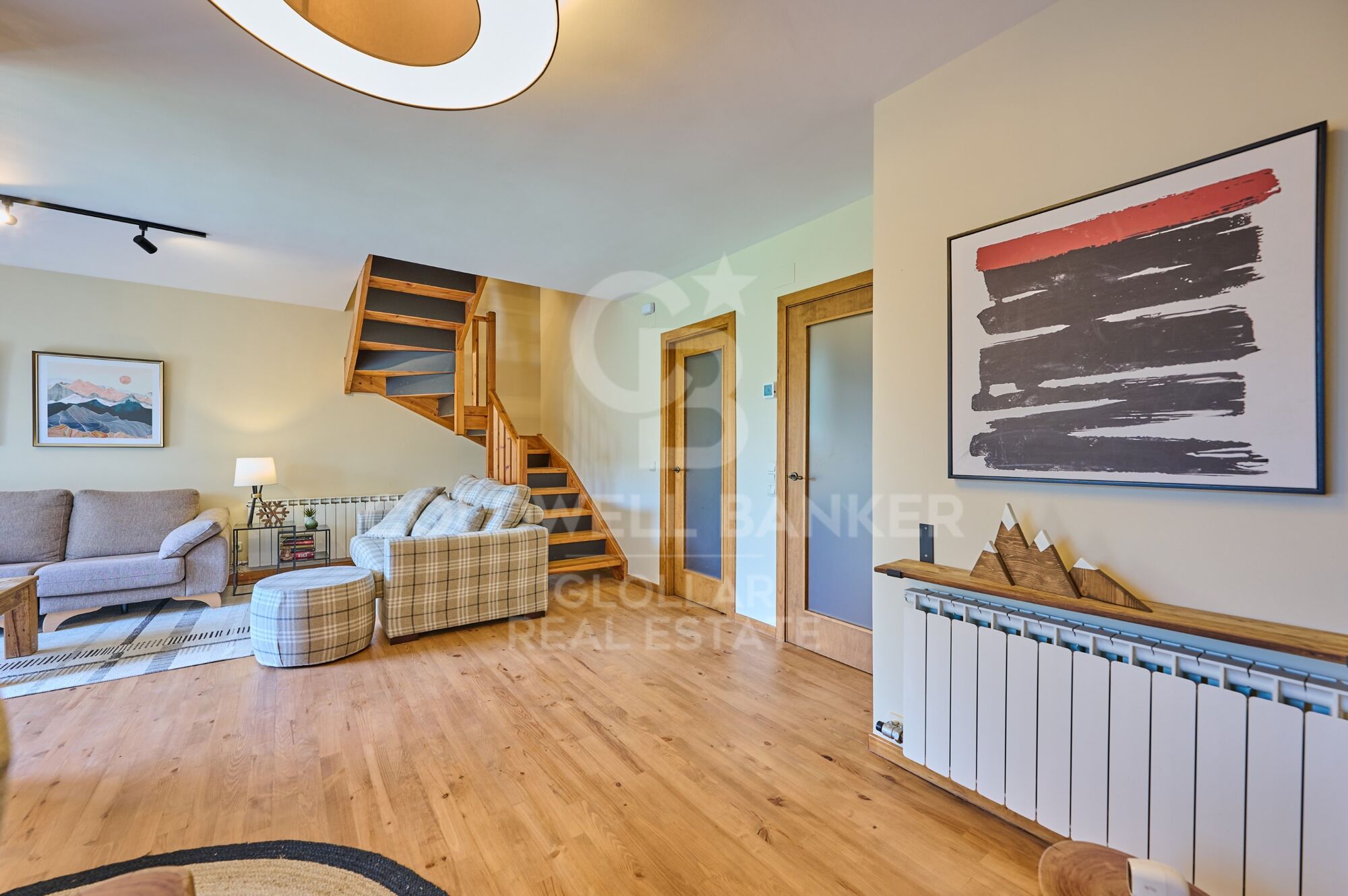 House 3 Bedrooms Sale Isòvol