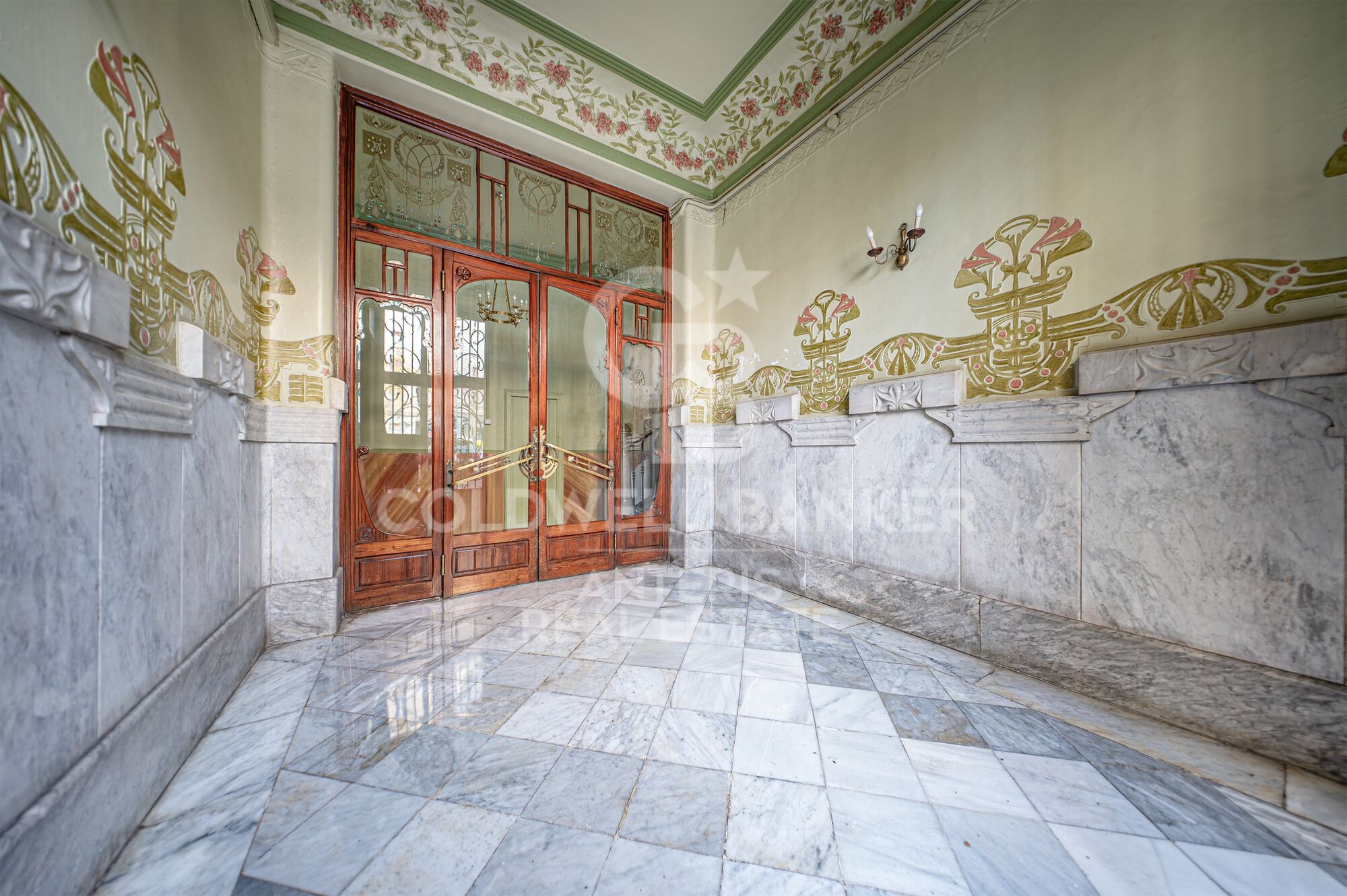 Apartment for sale in the heart of the Antiga Esquerra de l'Eixample