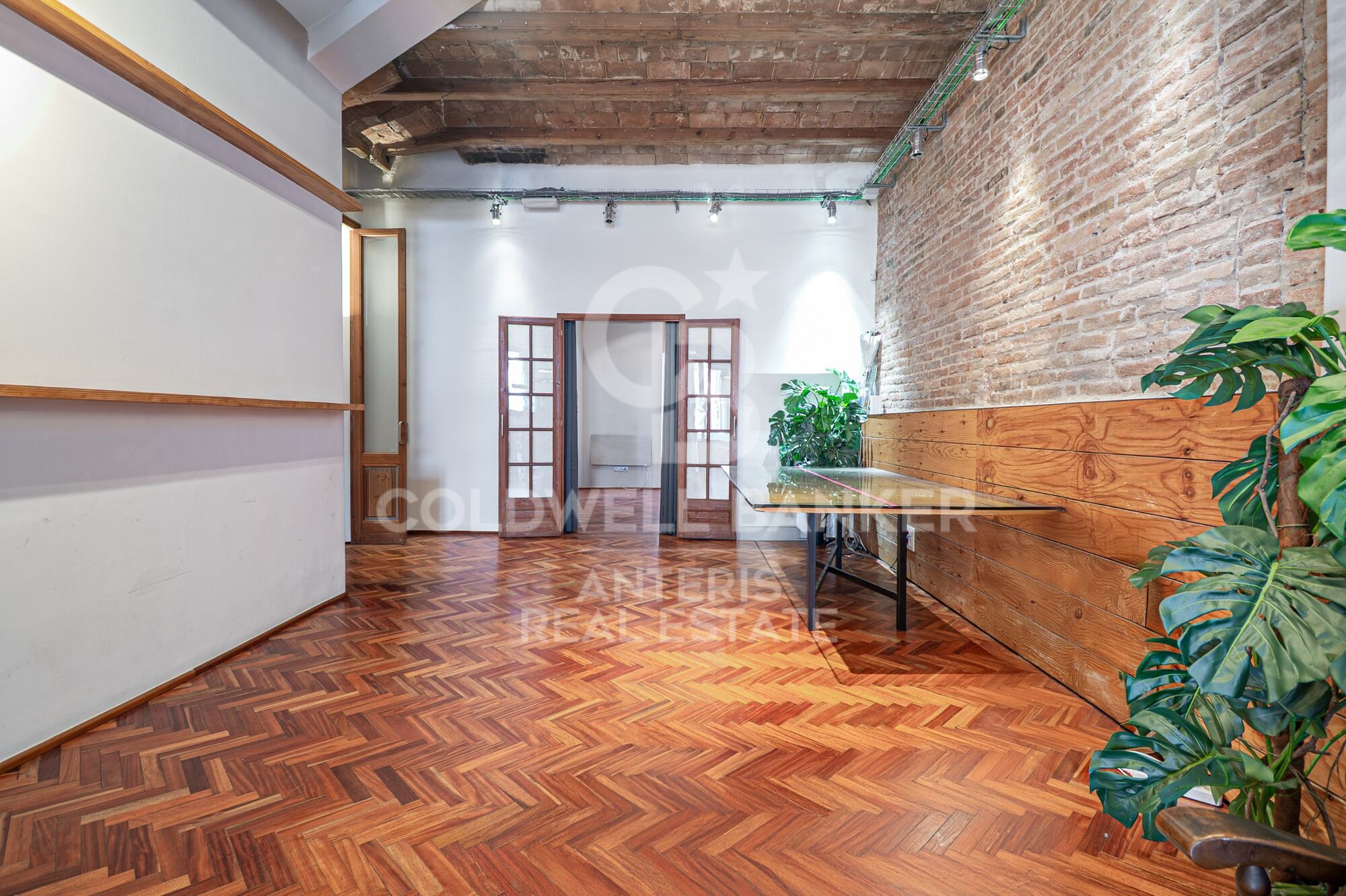 Apartment for sale in the heart of the Antiga Esquerra de l'Eixample