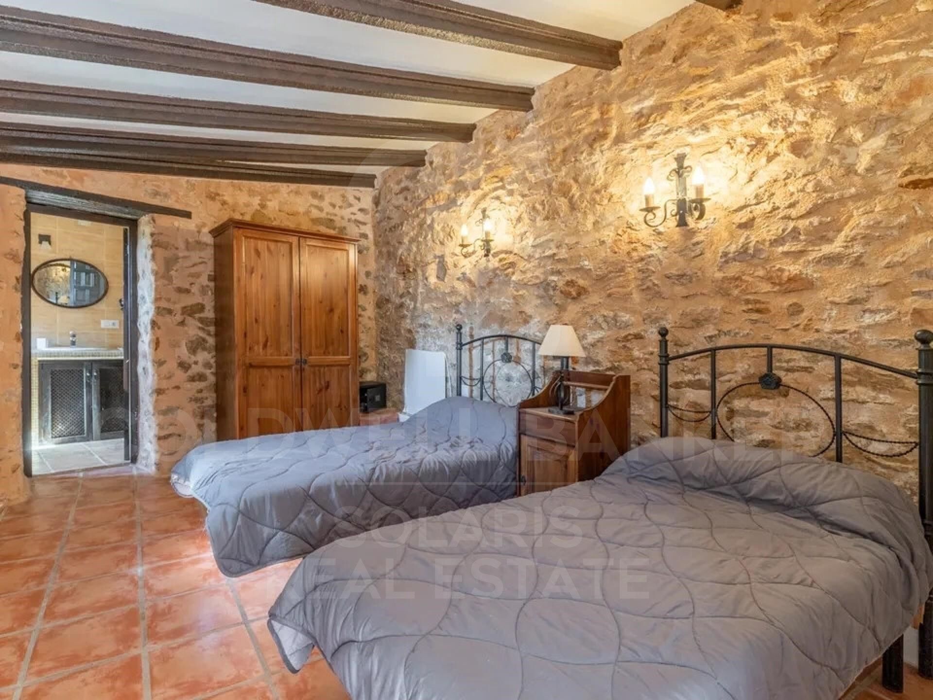 Exclusive historic finca with Mediterranean soul, sea views and tourist potential in Benissa