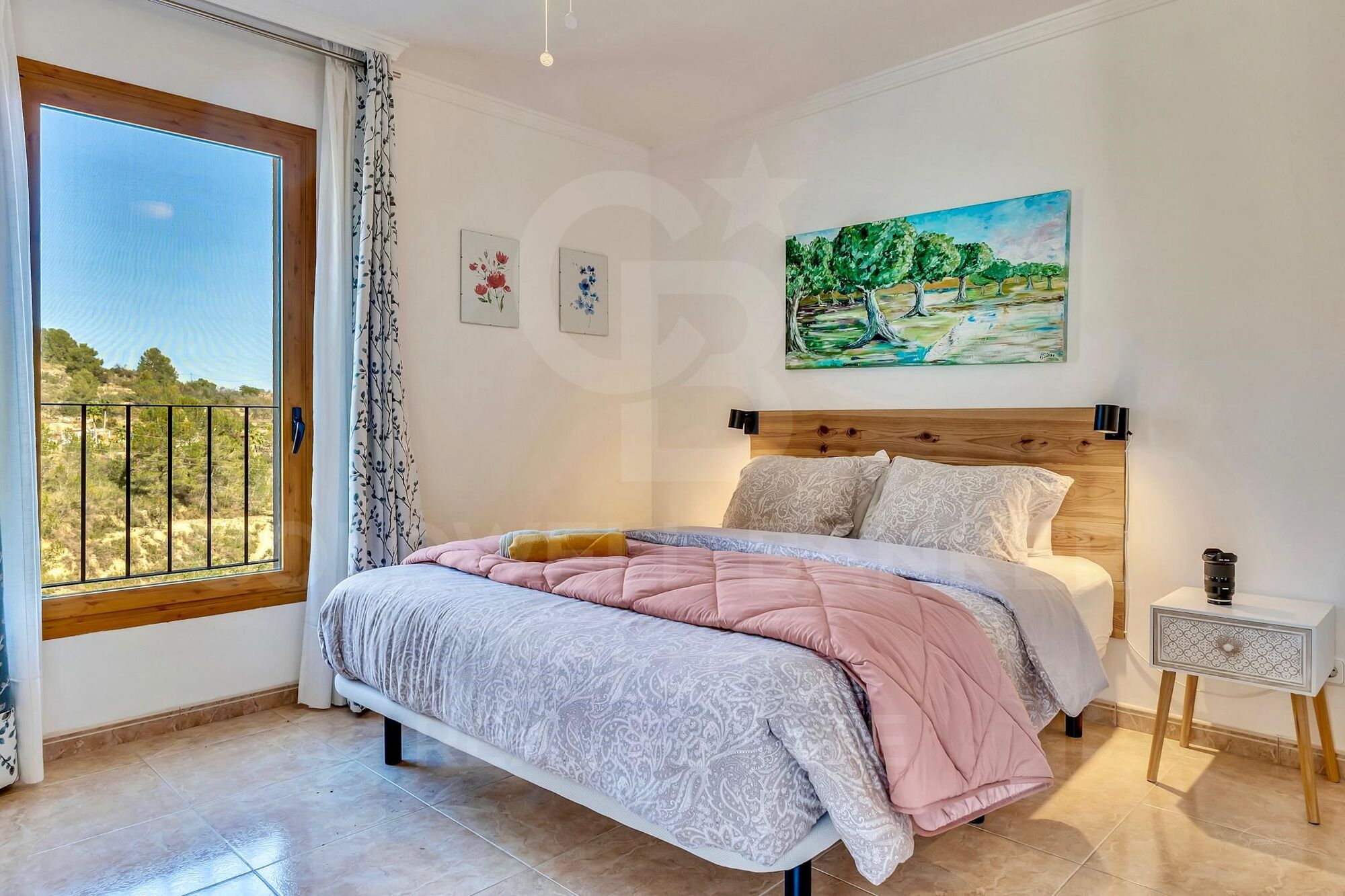 10-Bed Turnkey Rental & Family Estate with Pool, Views and 17,000 m² of Land