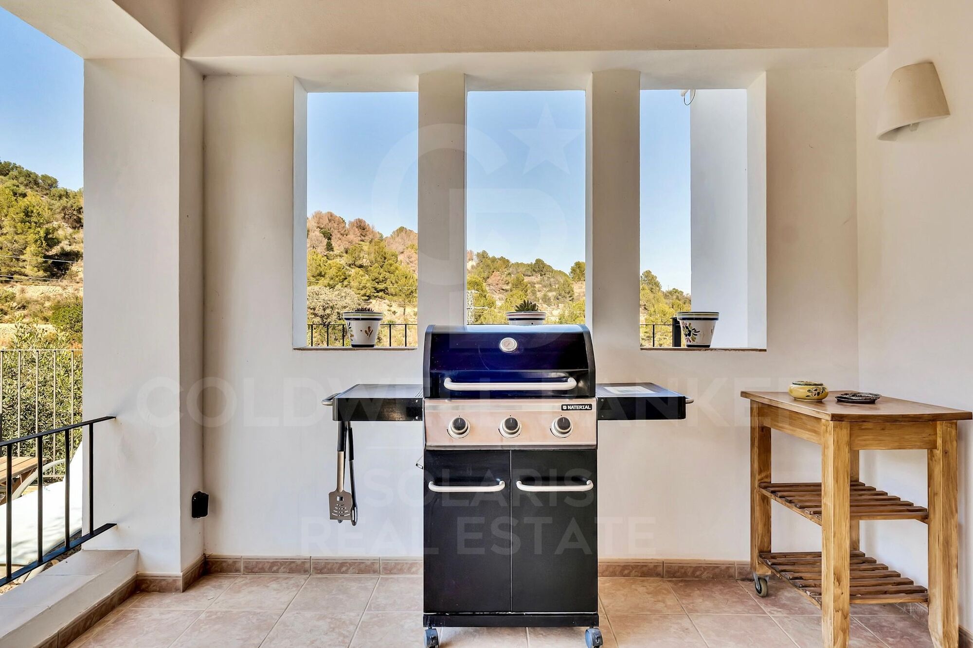 10-Bed Turnkey Rental & Family Estate with Pool, Views and 17,000 m² of Land