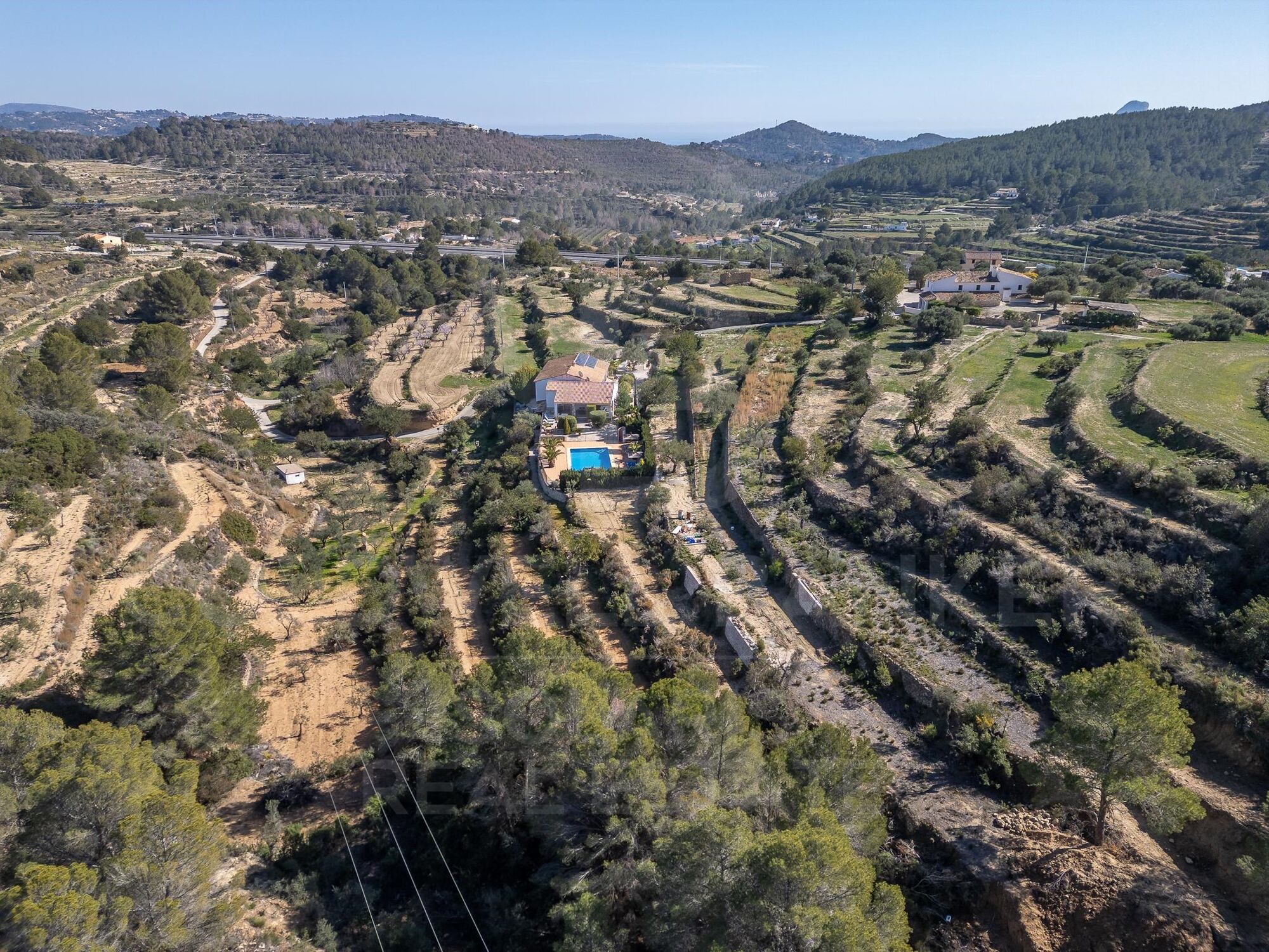 10-Bed Turnkey Rental & Family Estate with Pool, Views and 17,000 m² of Land