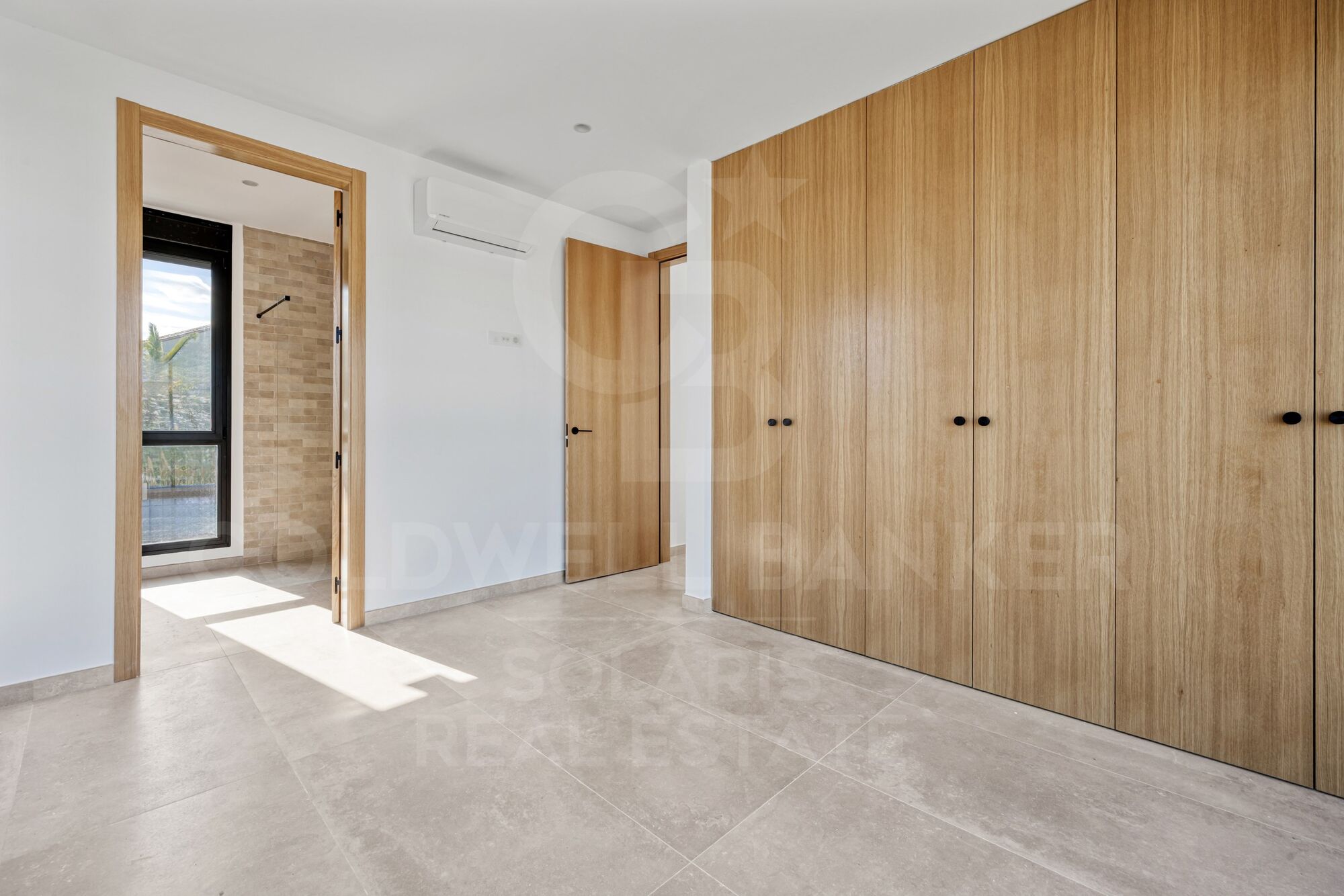 Villa pasiva de nueva construcción en Piver, Jávea - Diseño moderno con impresionantes vistas al Montgó