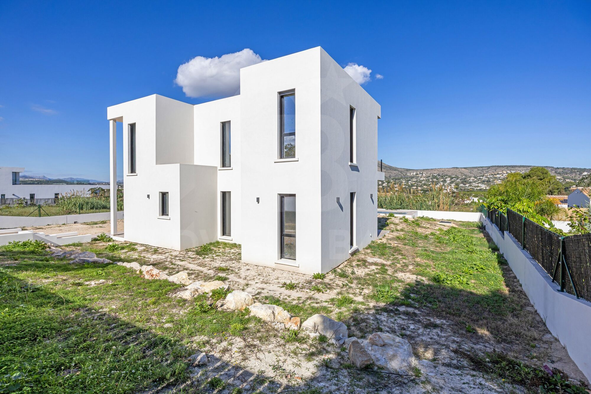 Villa pasiva de nueva construcción en Piver, Jávea - Diseño moderno con impresionantes vistas al Montgó