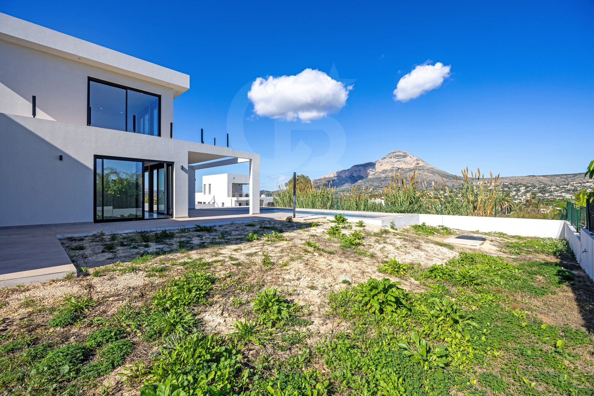 Villa pasiva de nueva construcción en Piver, Jávea - Diseño moderno con impresionantes vistas al Montgó